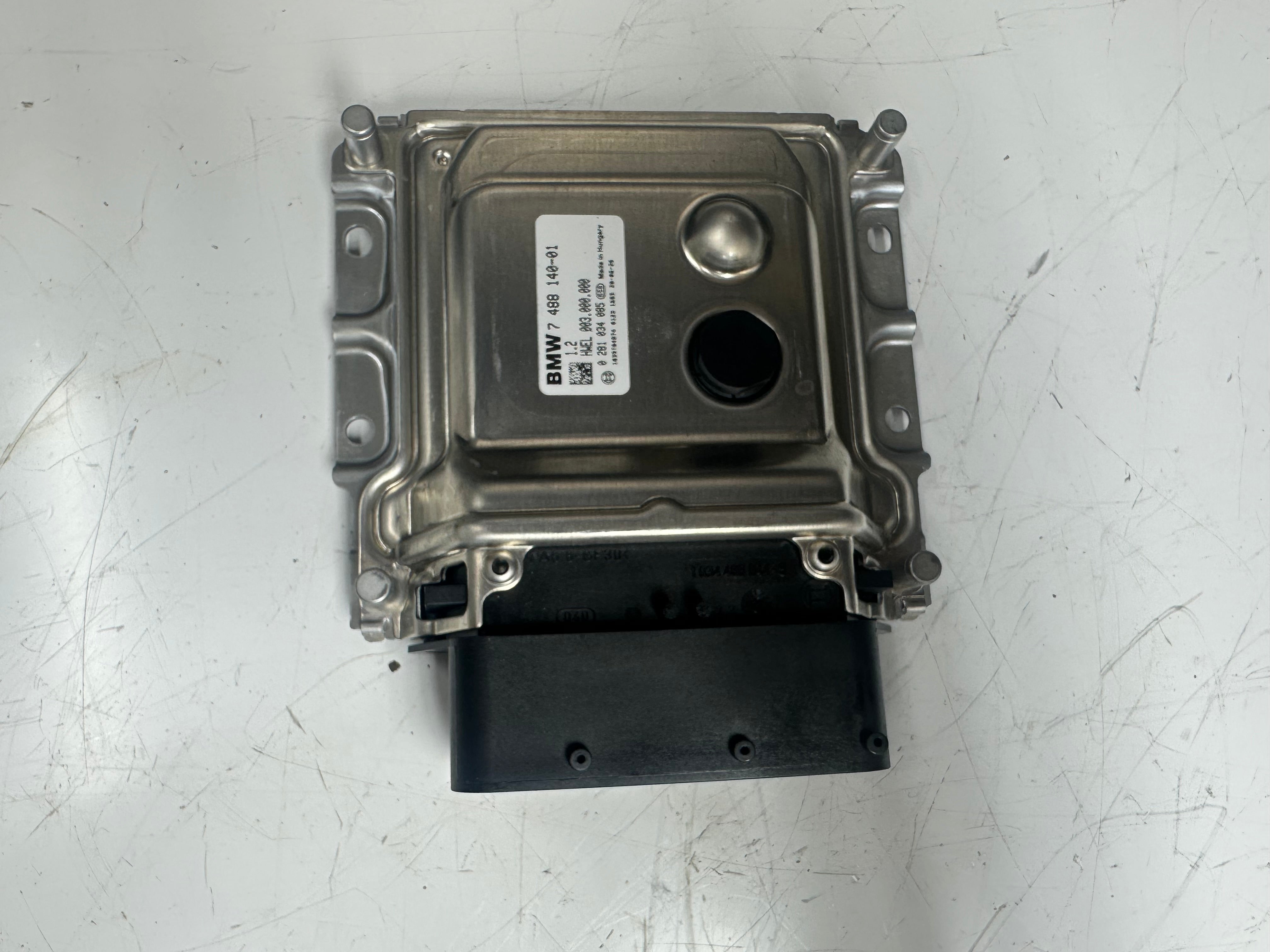 BMW 1, 2, 3, 4, 5, 7, X5, X6 Series SCR Control Unit Module (7488 140-01)