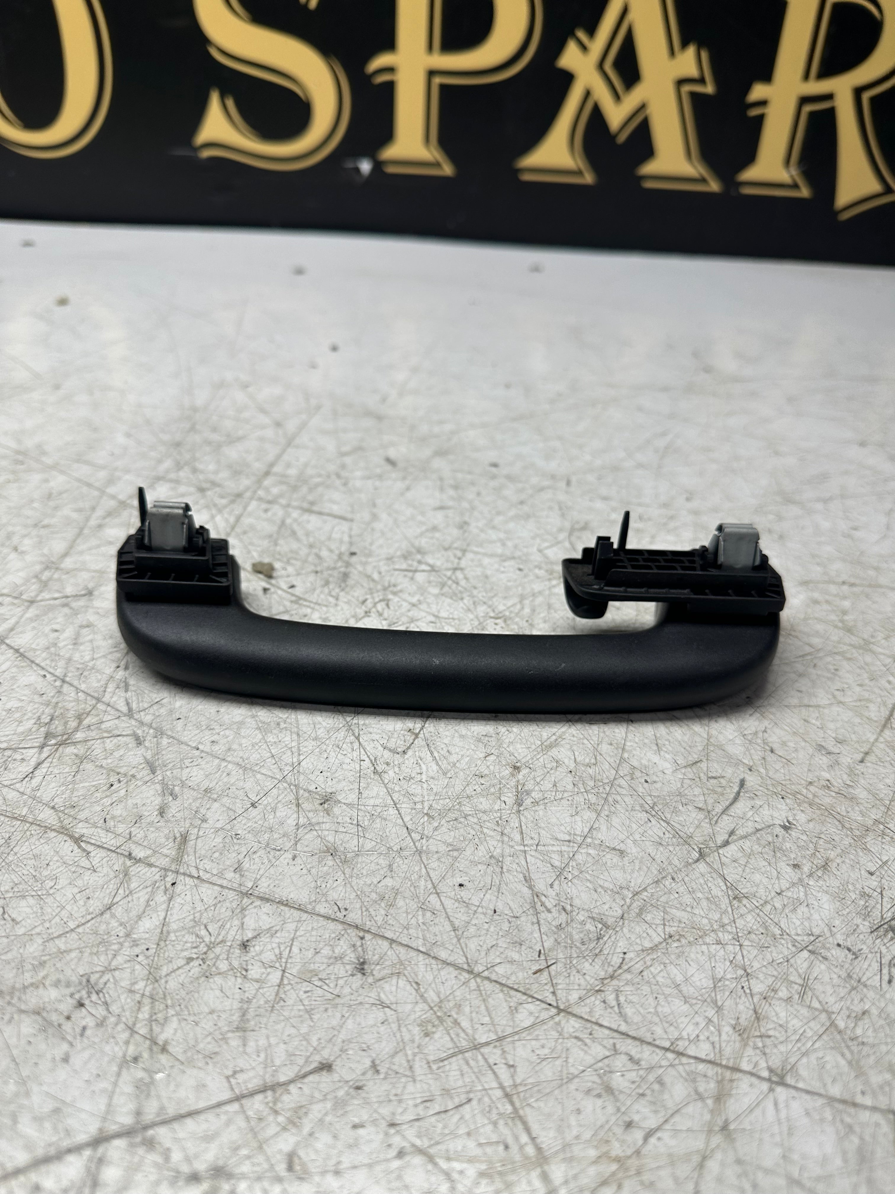 BMW i3 G08 Right Roof Handle PA6-GF30 – 2018–2024