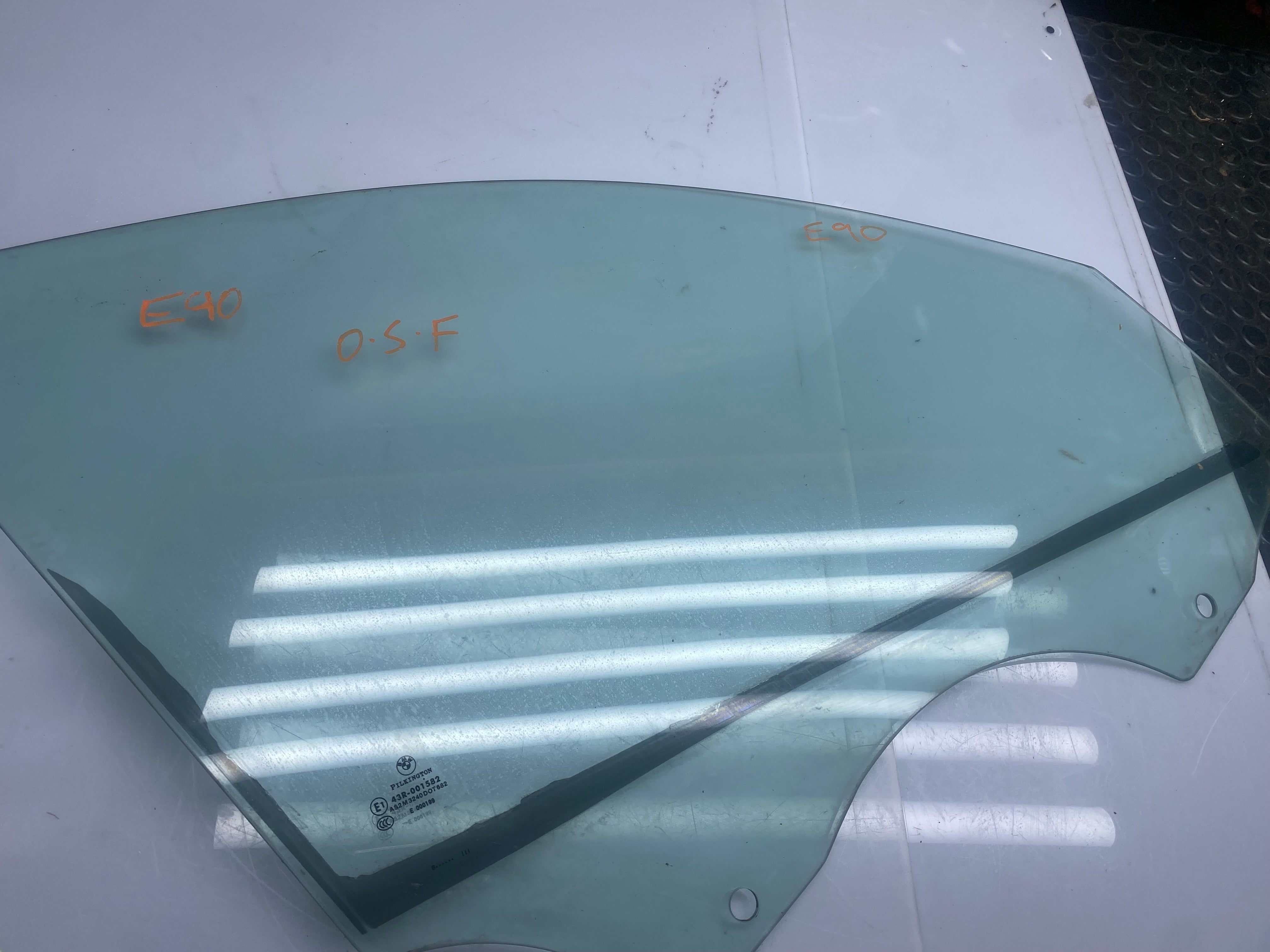 BMW 5 Series E60 Front Passenger Side Window Glass 2003–2010