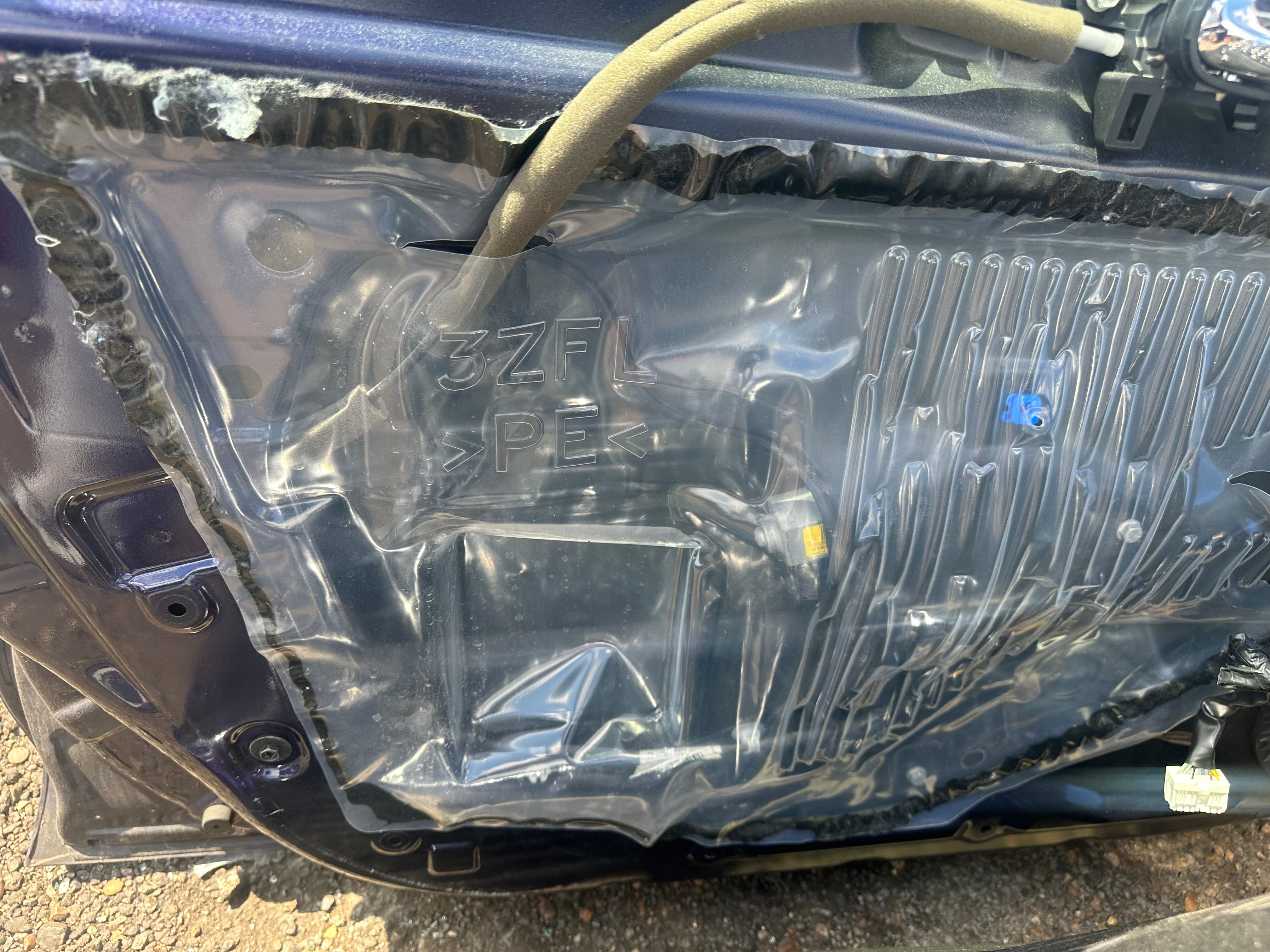 Nissan Pulsar 2014–2018 N/S/F Left Front Door – Colour Code: RBR (Blue)