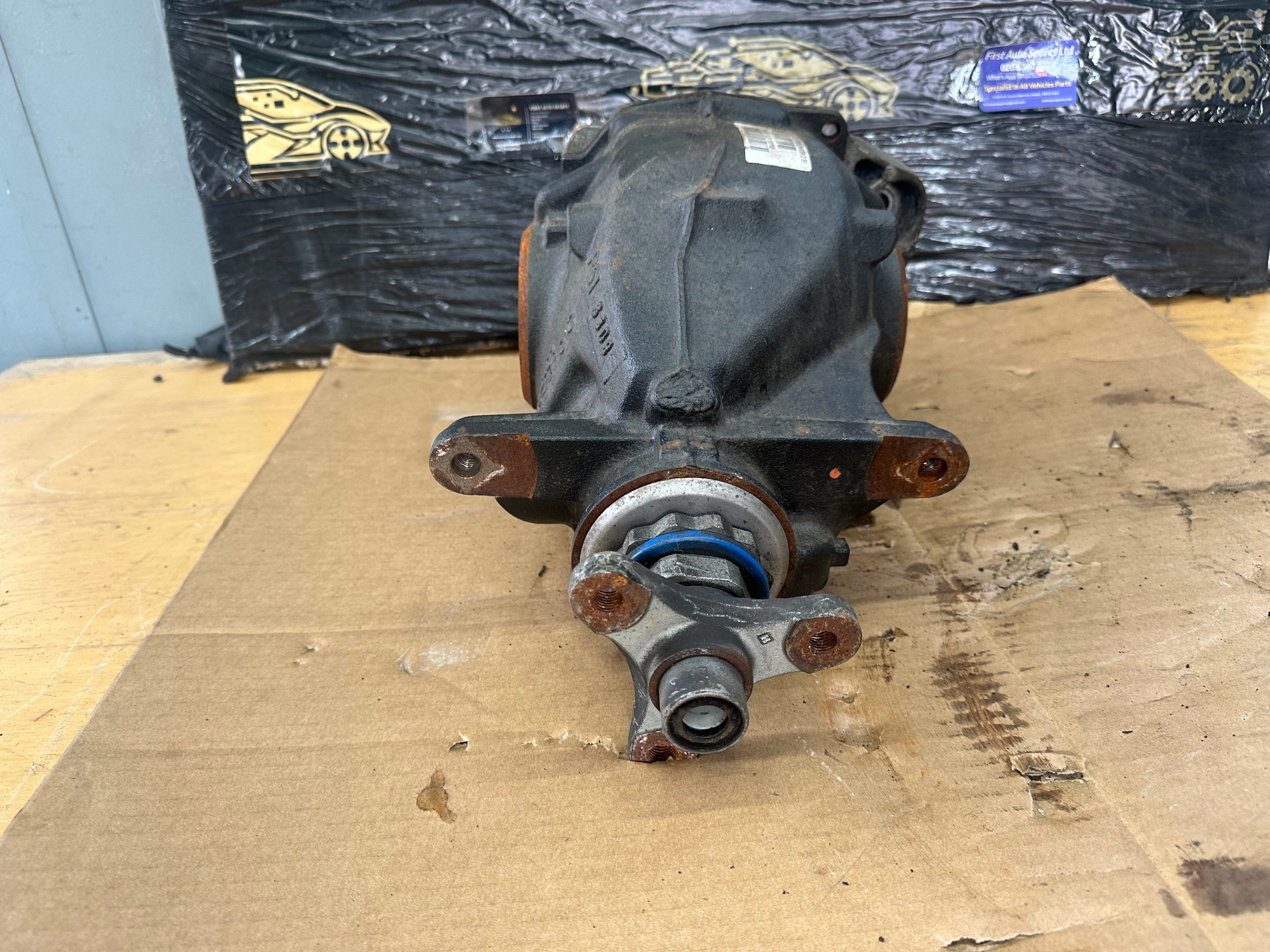 BMW 3 Series Rear Diff Differential 2.81 Ratio (8485723-03)
