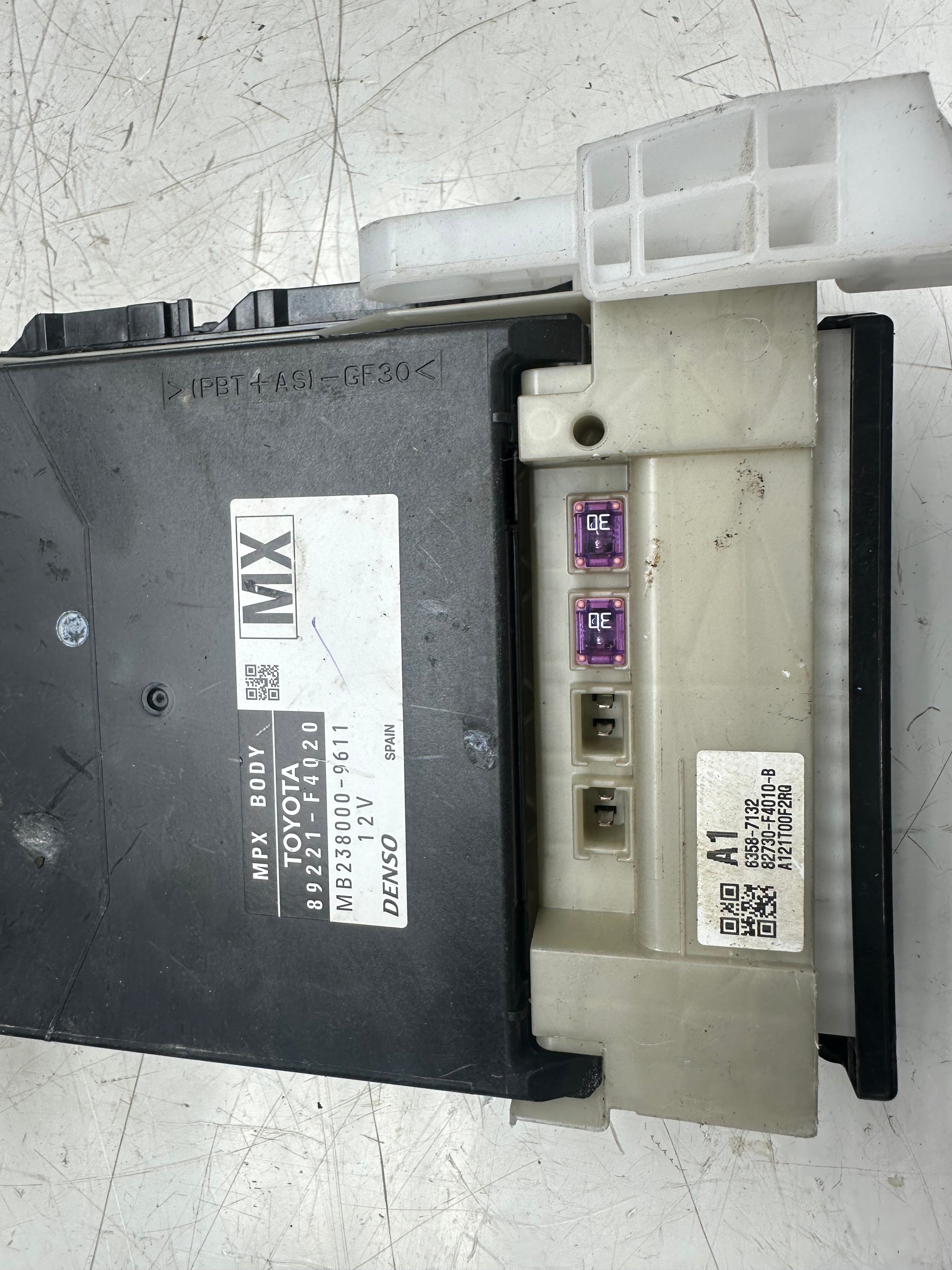 Toyota C-HR 2016–2019 Body Control Module 1.8 Hybrid (89221F4020)