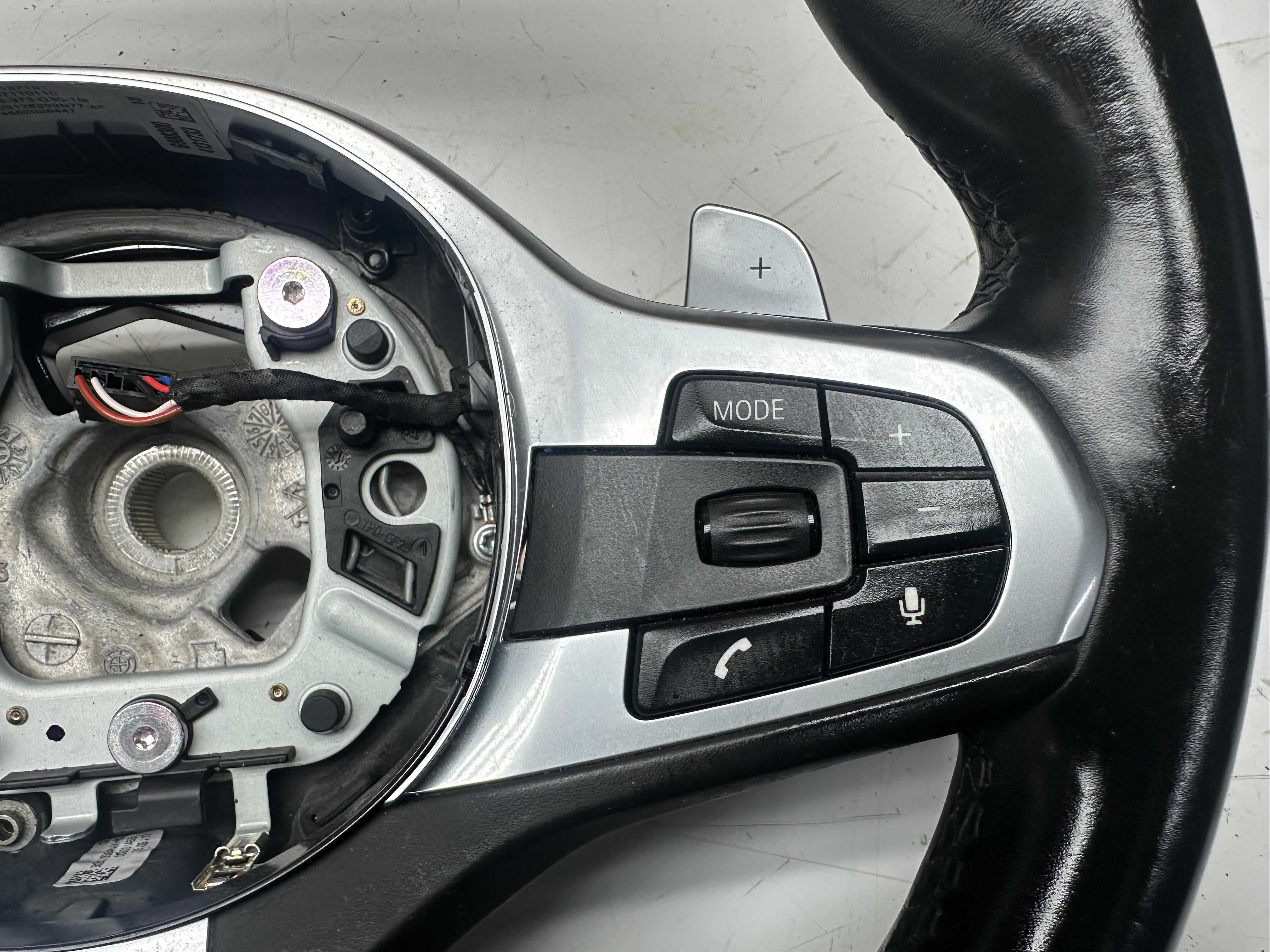 BMW G30 G31 G05 G06 G15 X6 X5 G07 2019 Steering Wheel With Gear Shift Pads (3-373-G05-1M)