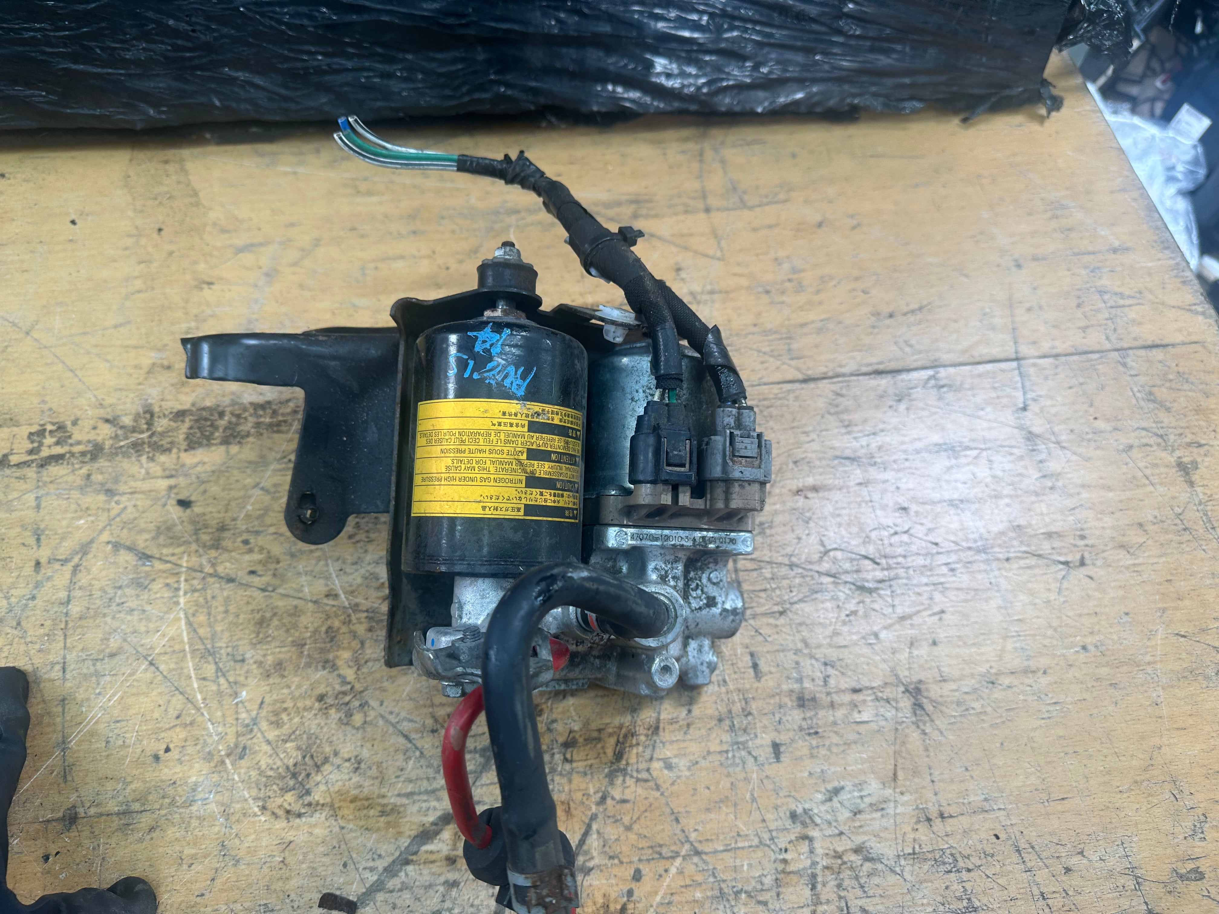 Toyota Auris 2010-2019 1.8 ABS Pump Brake Booster Actuator (47070-12010)