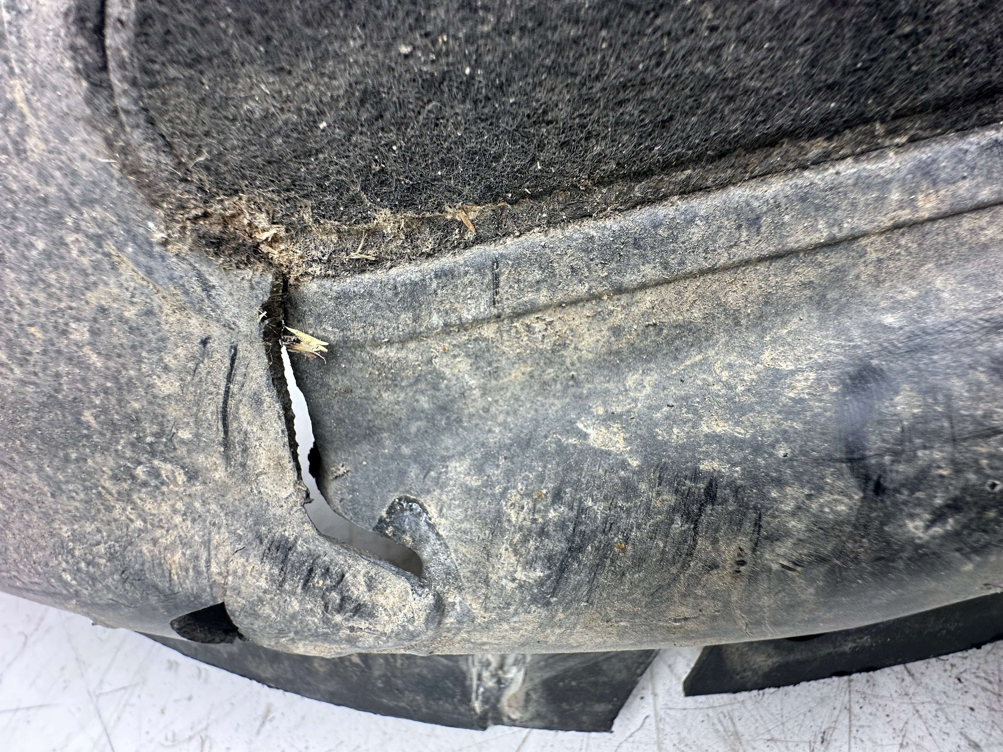 BMW X5 F15 F85 Front Right O/S Wheel Arch Cover Liner (7290854)