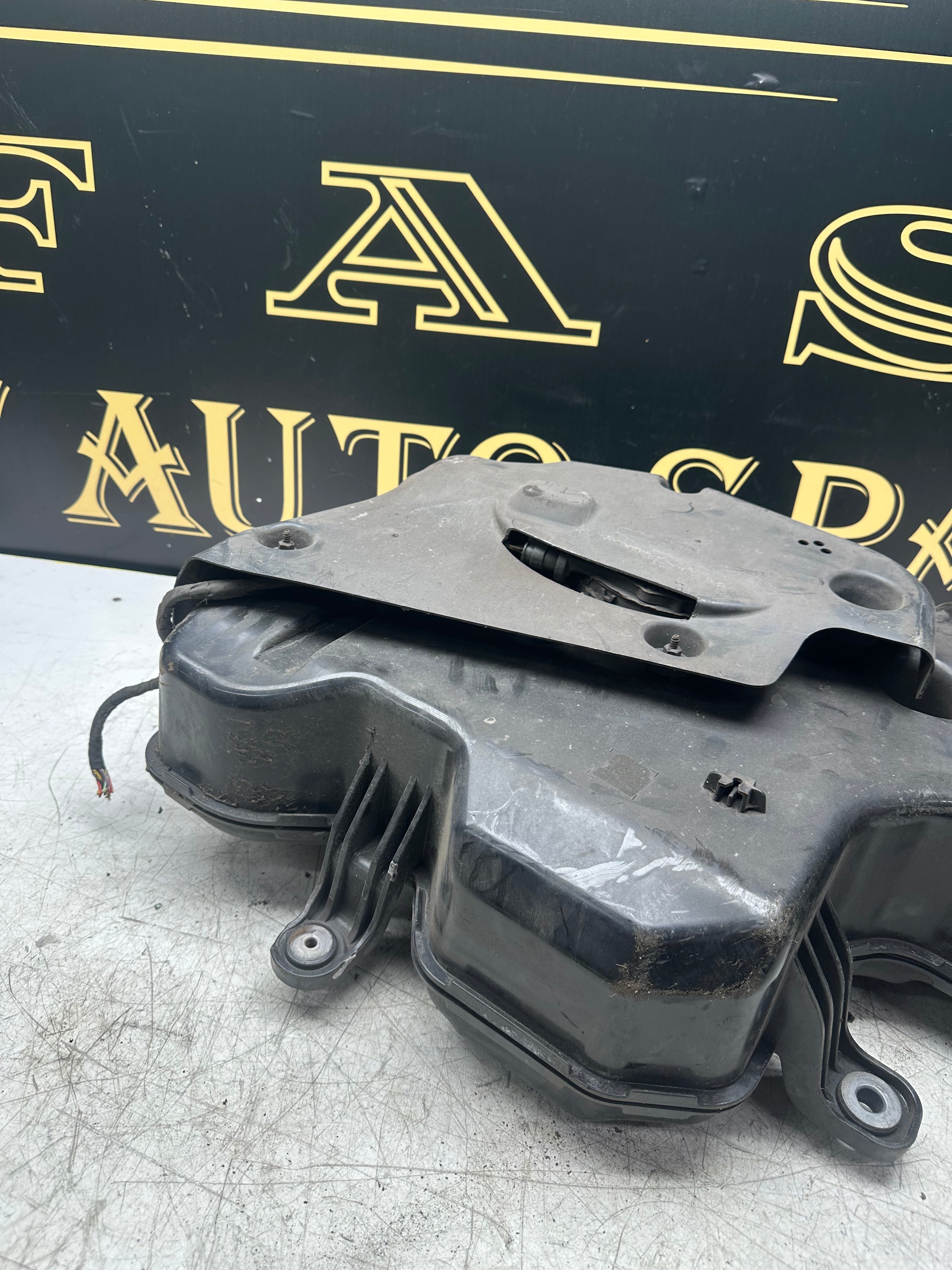 BMW 2 Series Gran Coupe F44 AdBlue Tank 7399290 – 2020–2025