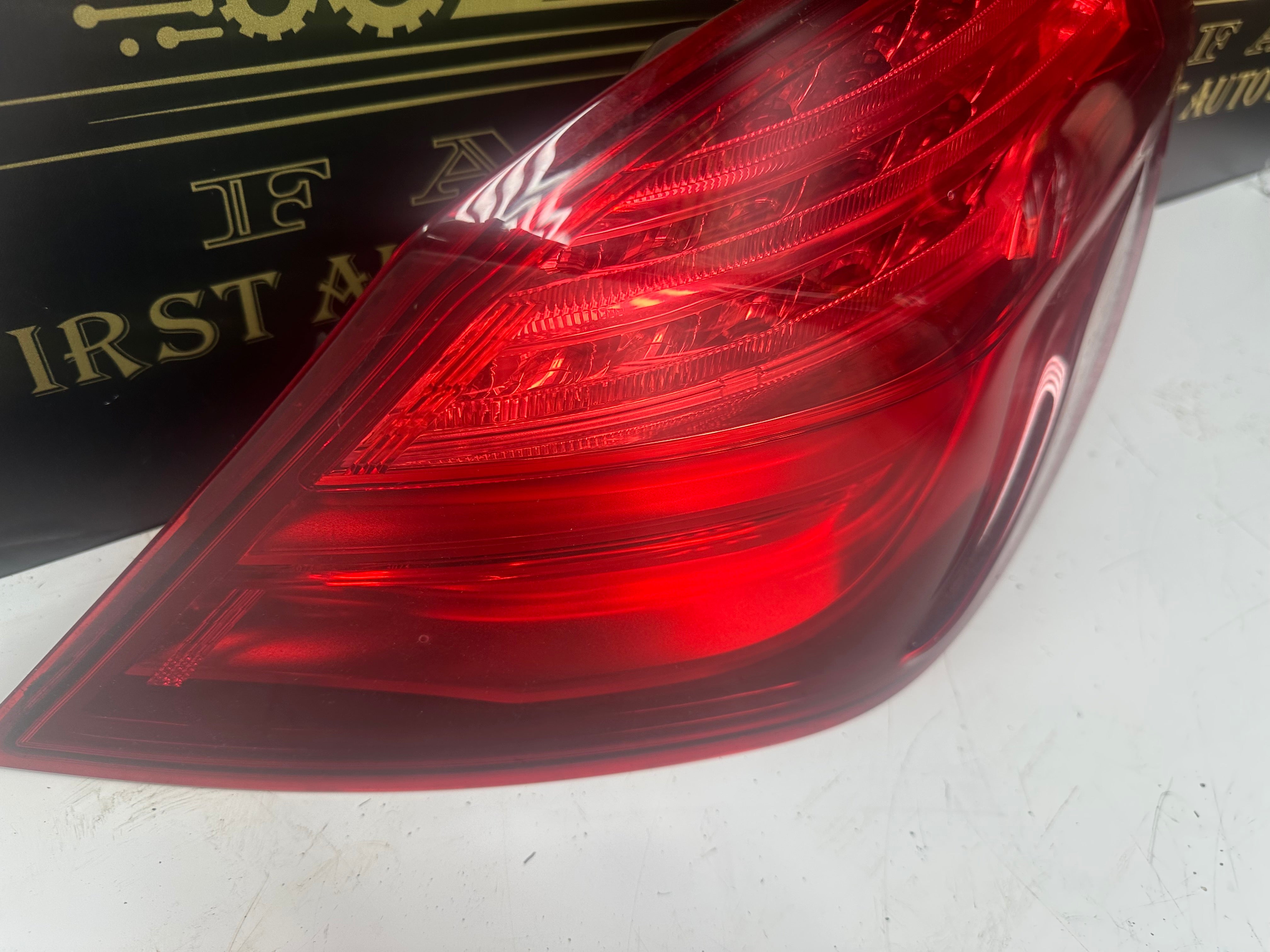 BMW 6 Series F12 2013-2019 Right Rear Tail Light (89505160) (63.21-7210576-08)