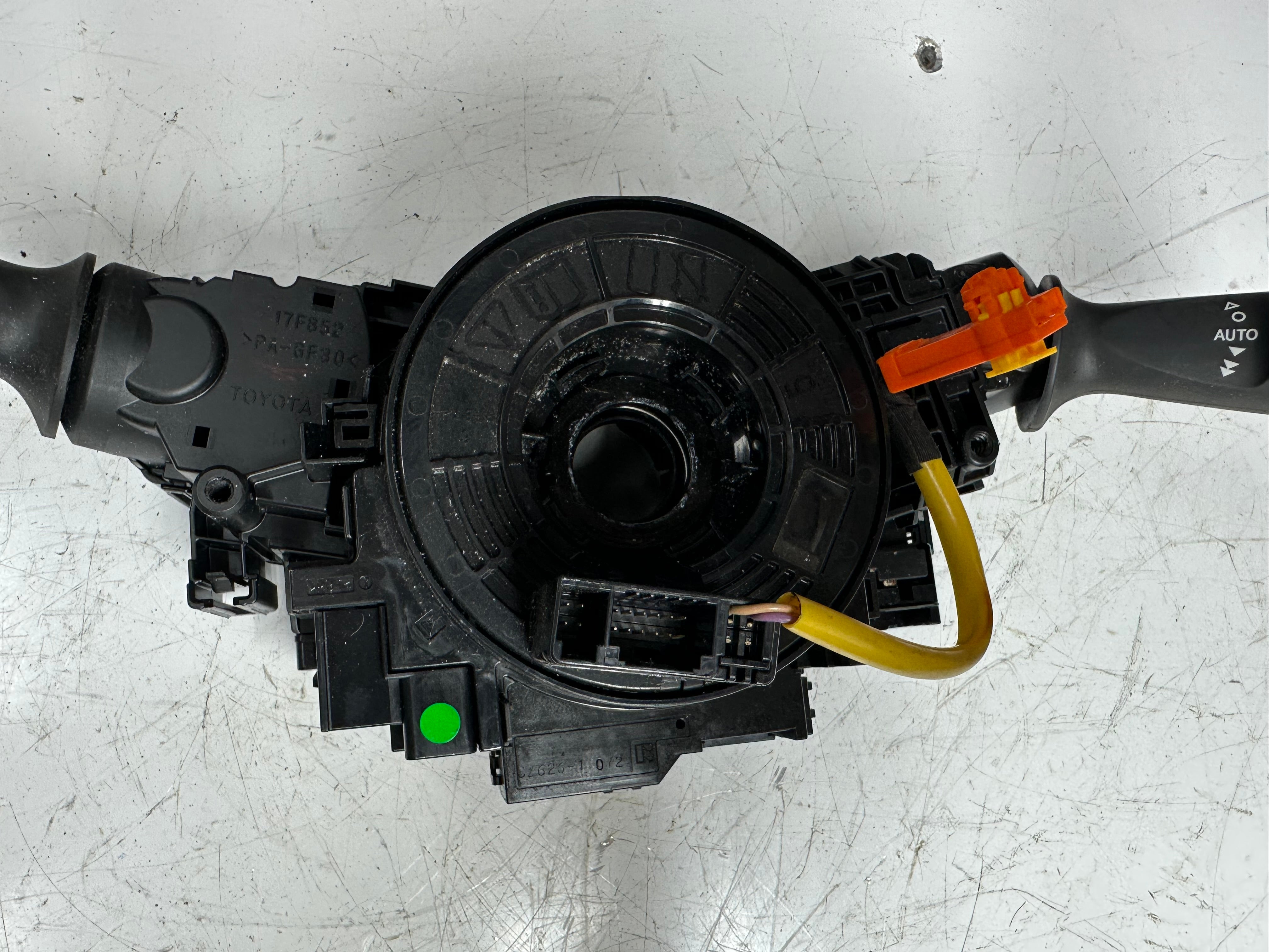 Toyota Auris 2016 Clock spring / Angle Sensor / Squib (89245-02060)