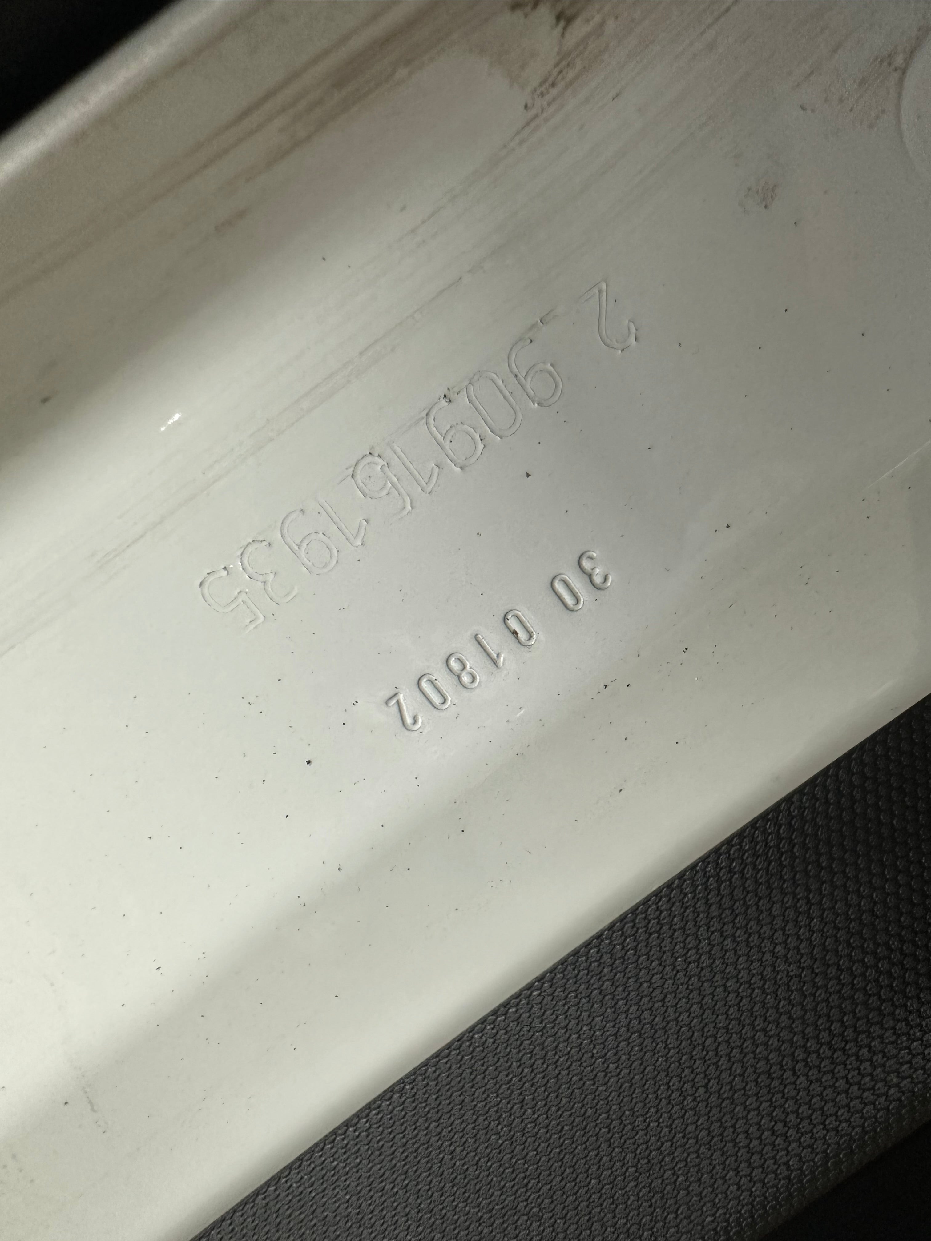 BMW 1 Series Boot Lid – 2019-2024 (WHITE)