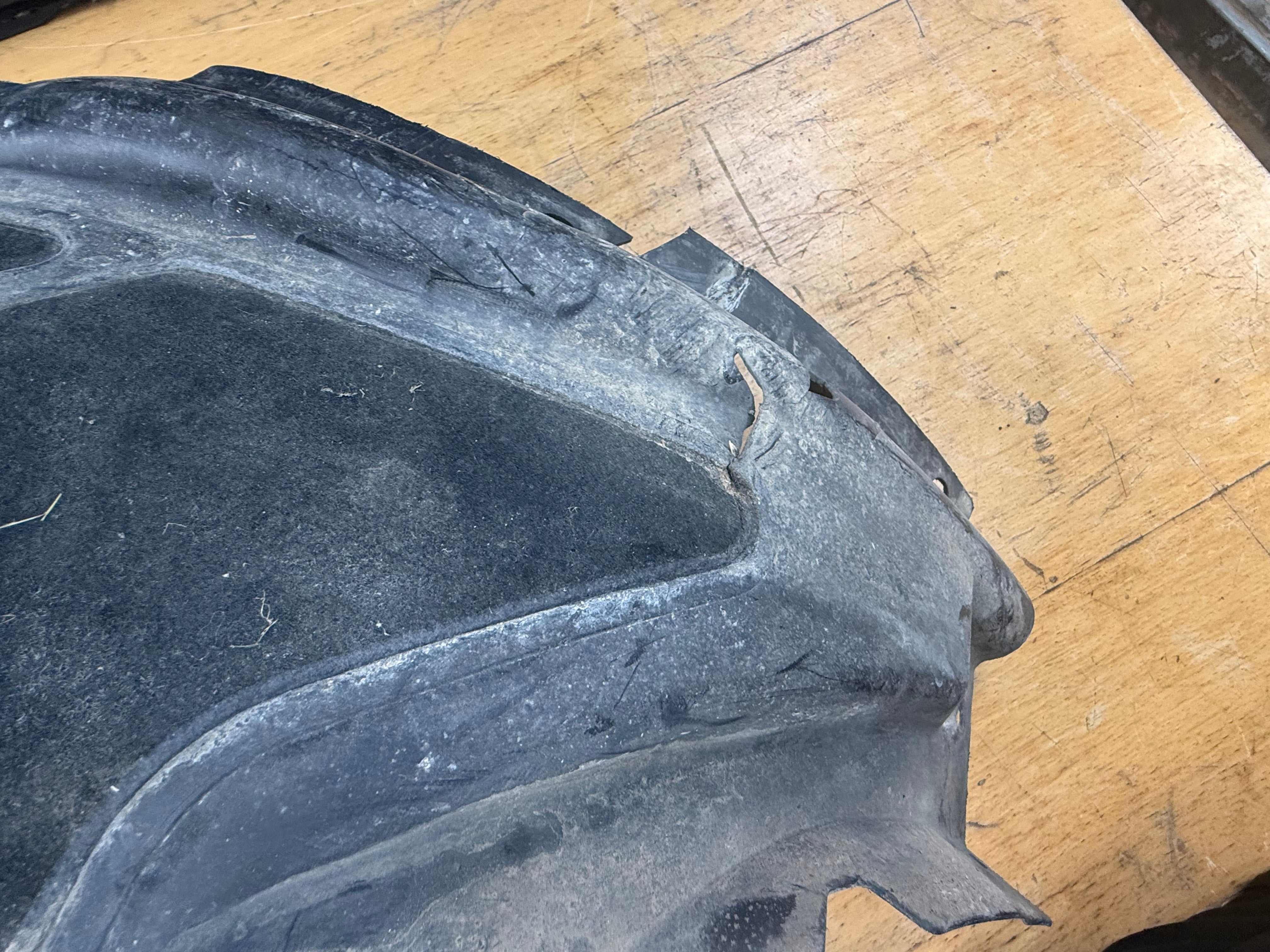 BMW X5 2017 Right Driver’s Side Front (O/S/F) Wheel Arch Cover Liner (7290854)