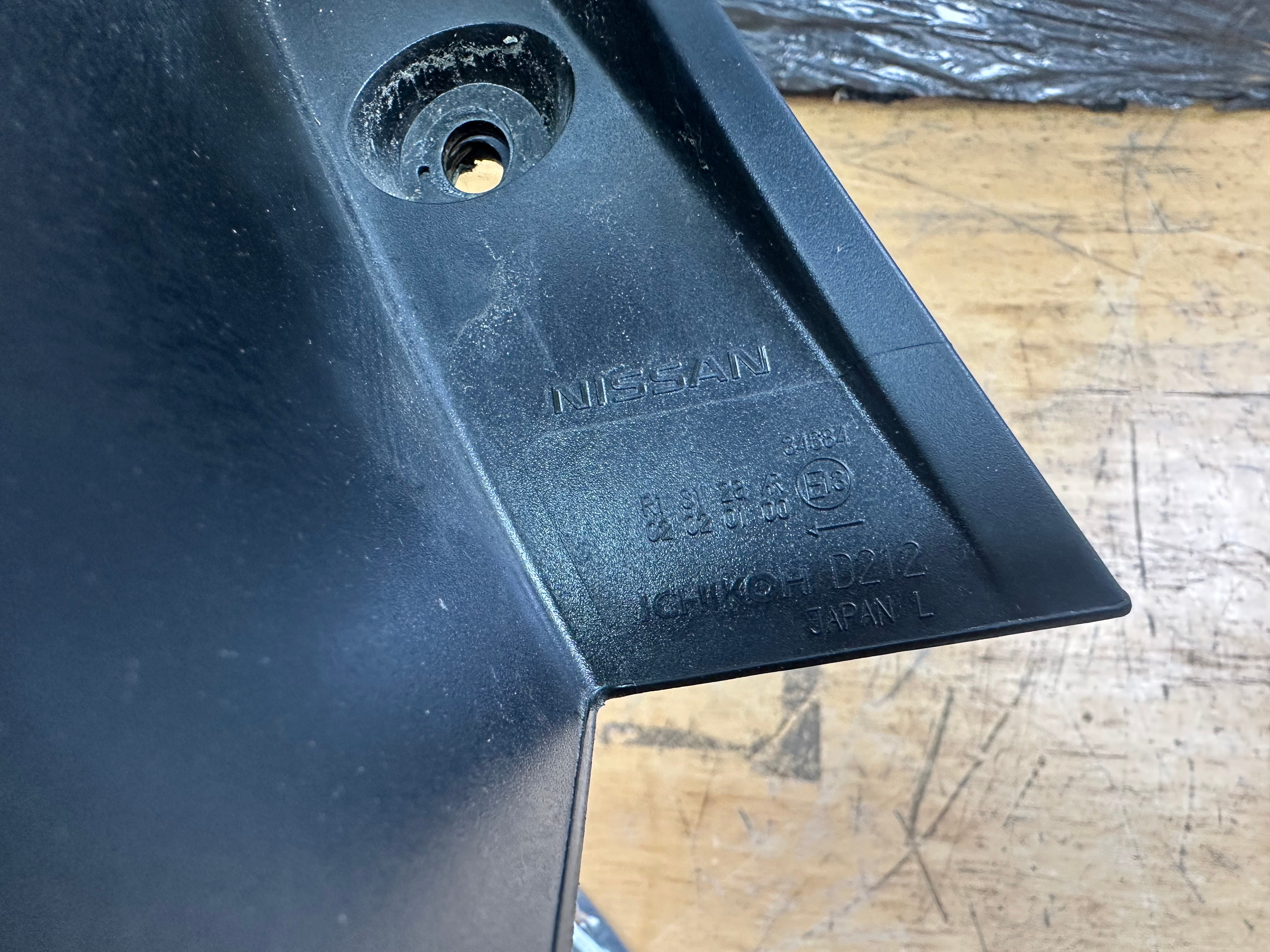 Nissan Leaf ZE1 2017–2024 Passenger Left Rear Tail Light LH (26555-5SH1A)