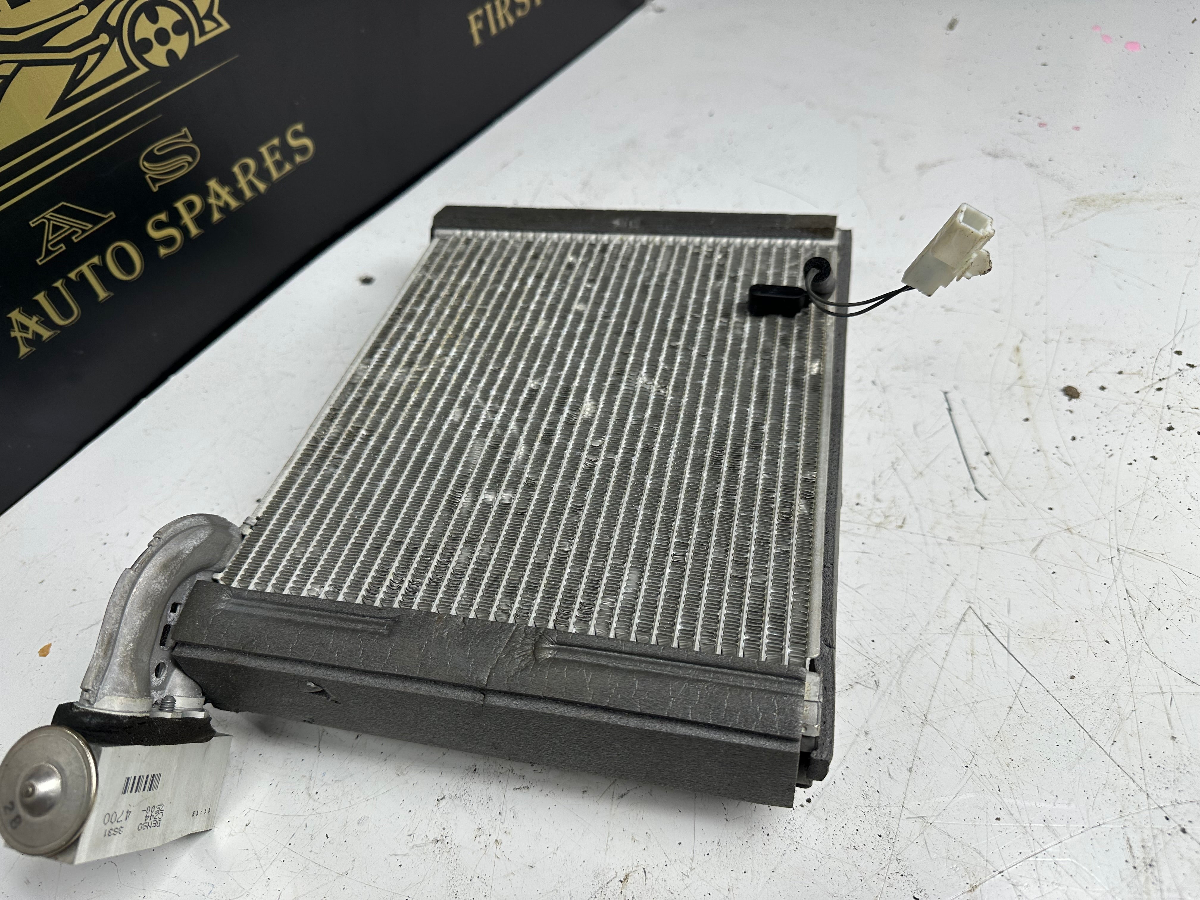 Toyota Yaris Air Conditioning Matrix Denso (7500-4700)