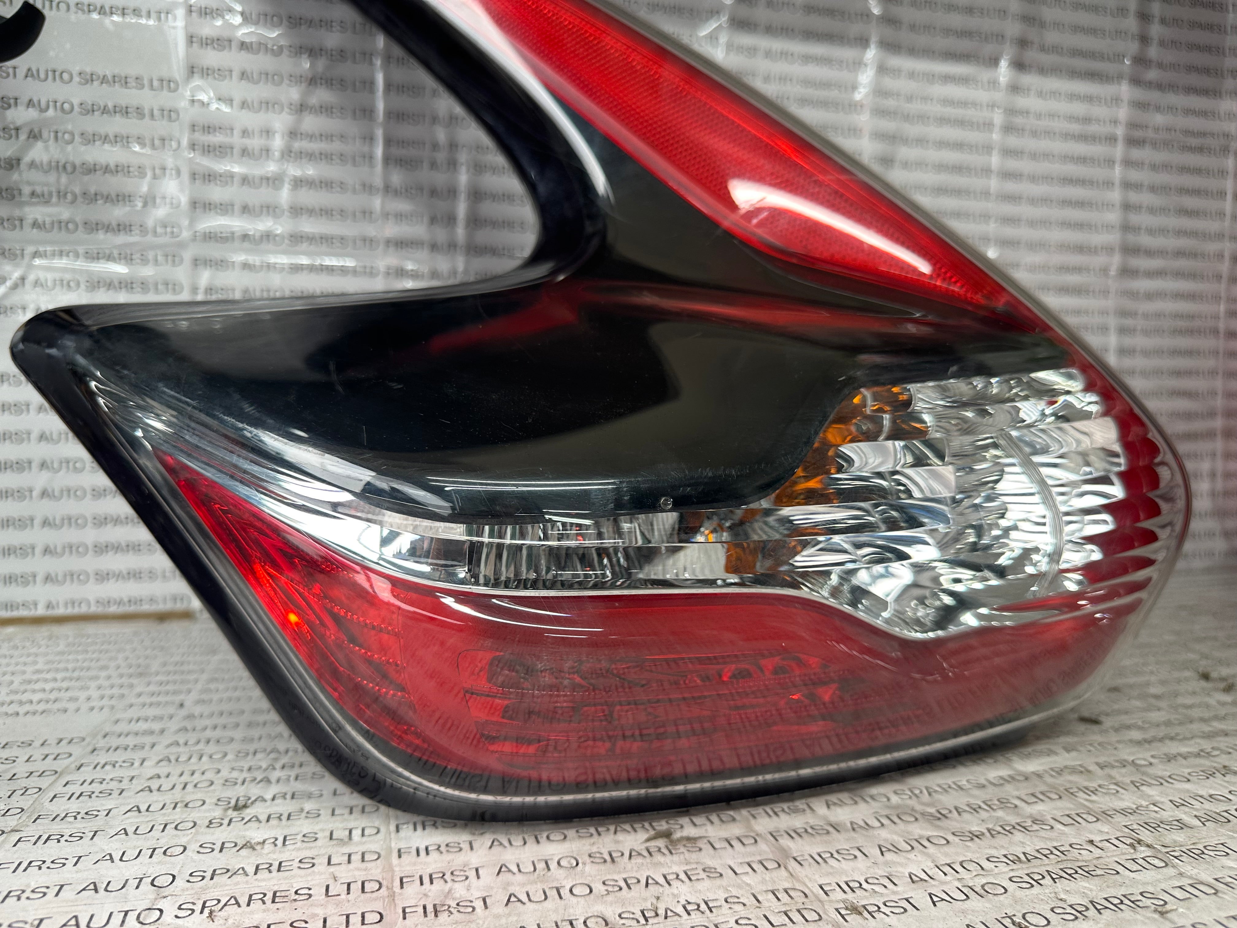 Nissan Juke MK1 F15 2016 Left Rear Tail Light (26555 BV80B, RJK14)