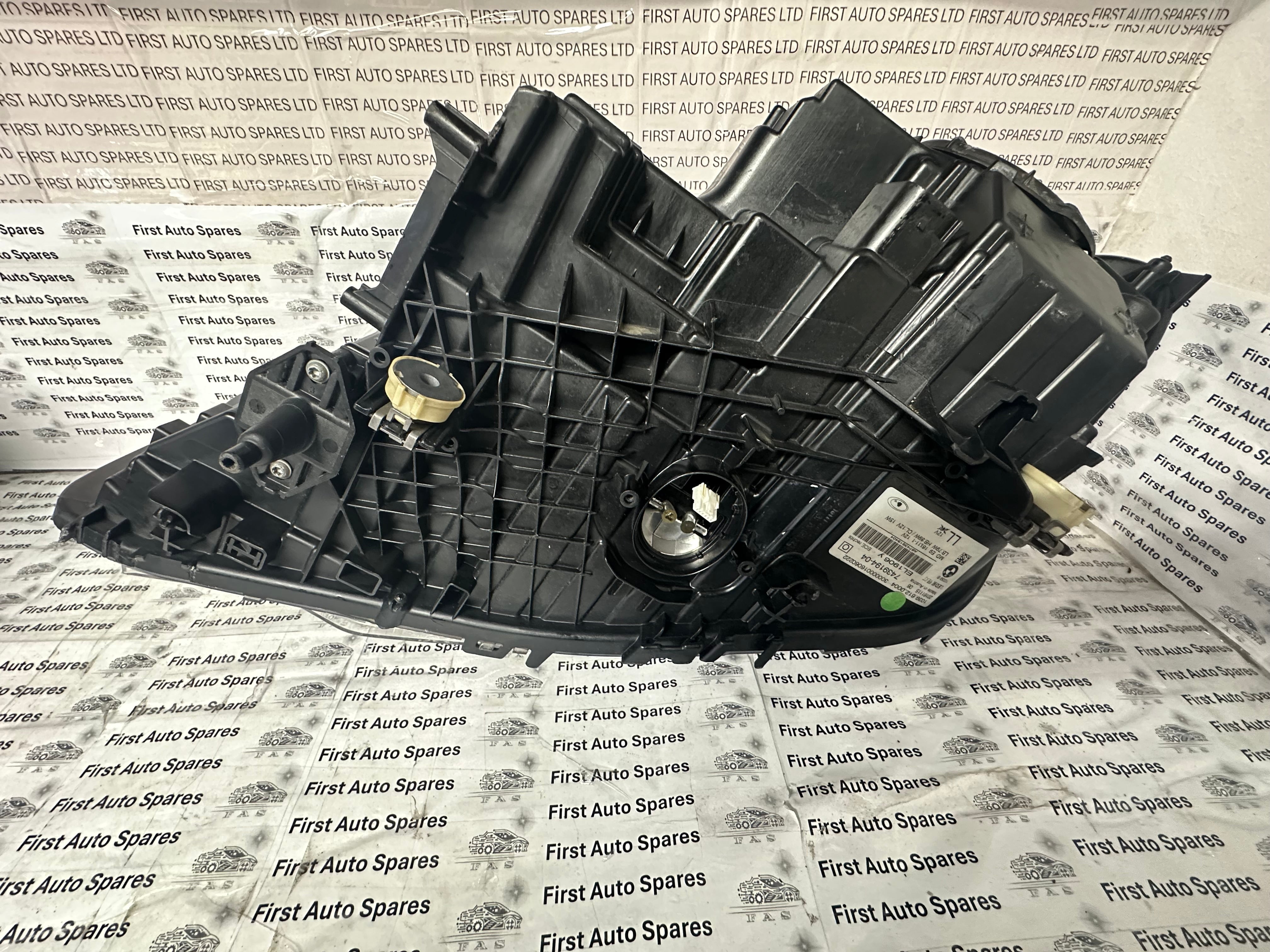 BMW 5 Series G30 G31 Adaptive LED Right Headlight (7439194-04)