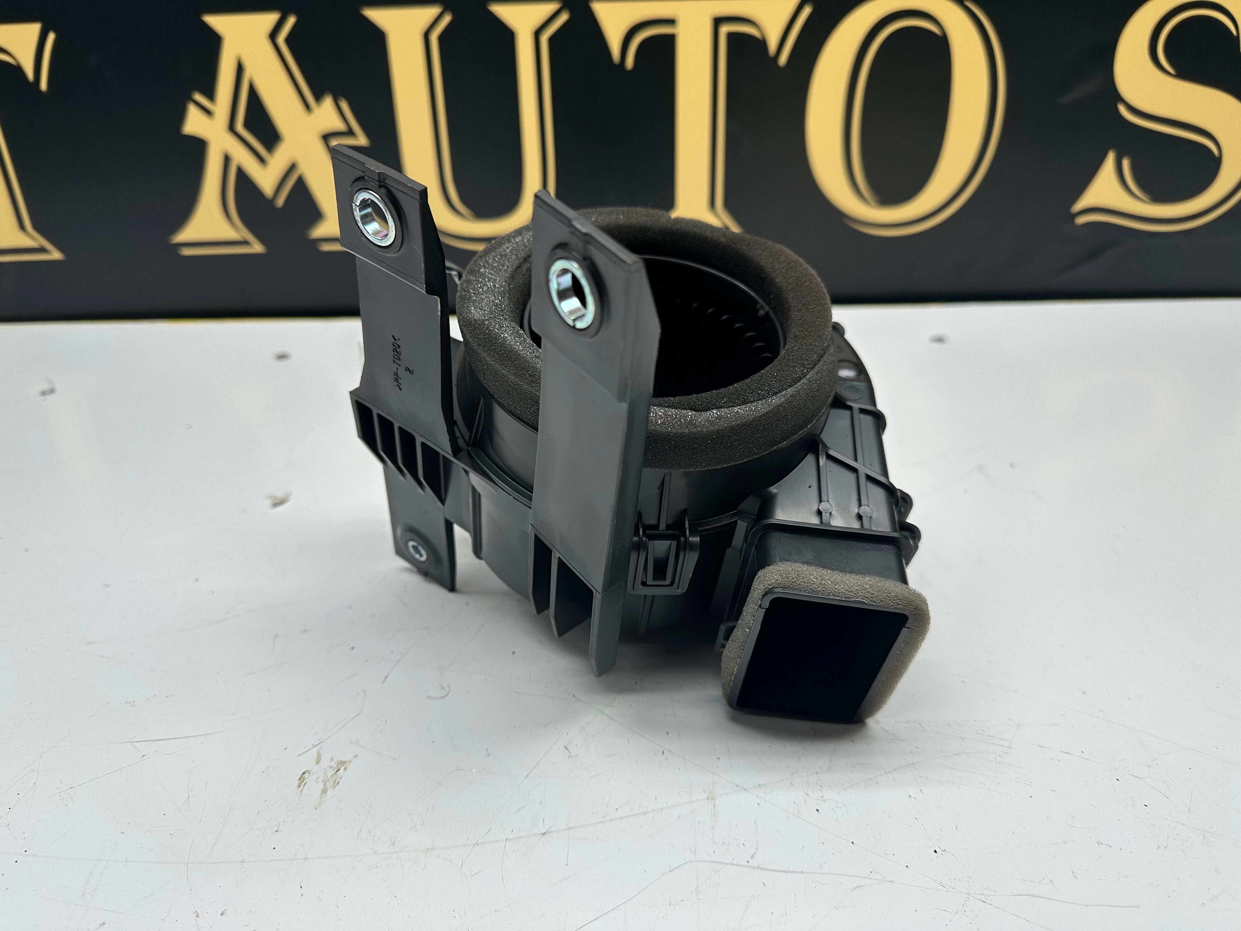 Toyota Prius 2017 Battery Cooling Fan Blower Motor (G9230-47050) (BASF510B20) (2204010779)