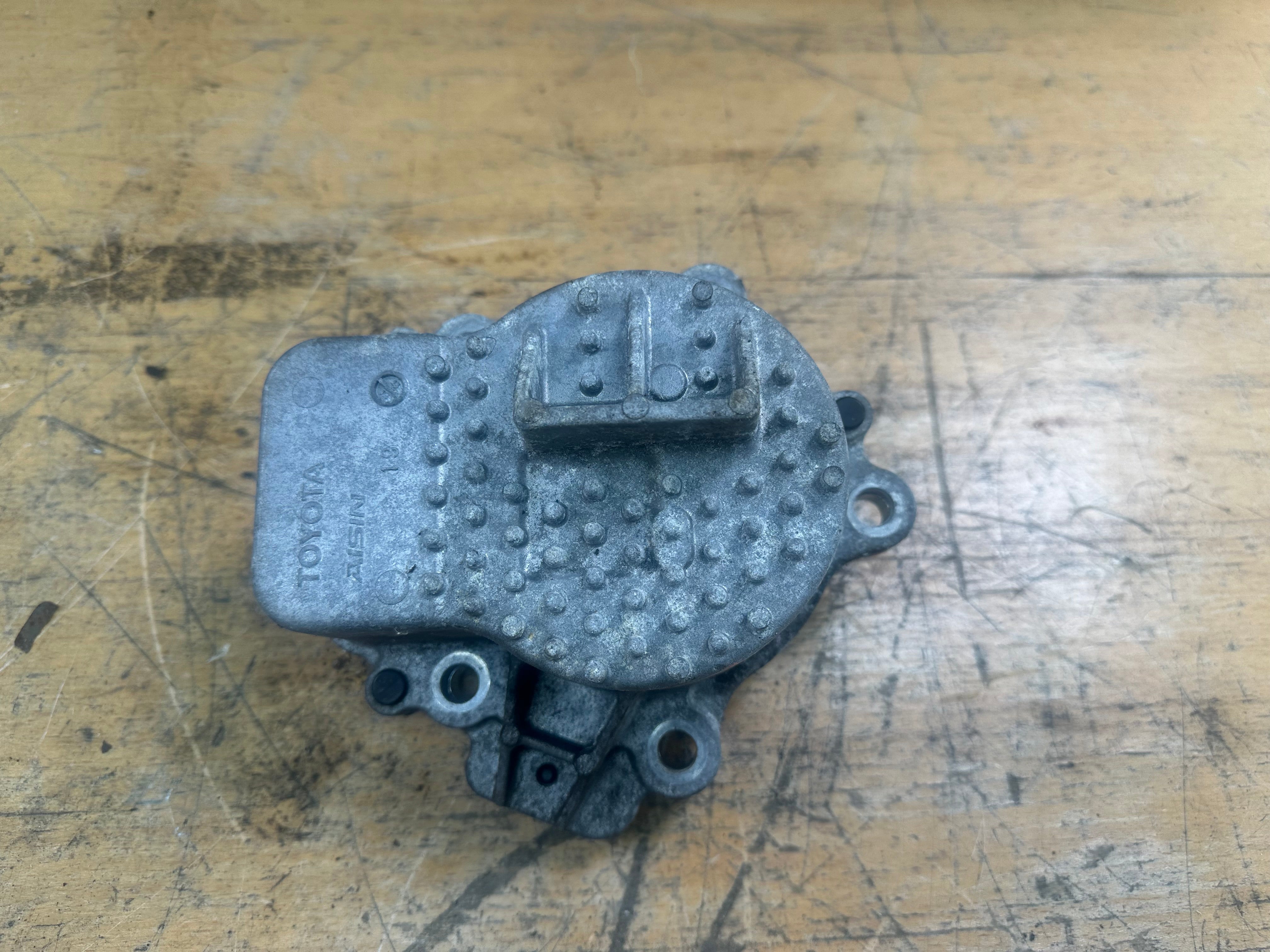 Toyota Prius / Auris 2010-2015 Engine Electric Water Pump (WPT-190 41500E) (161A0-29015)