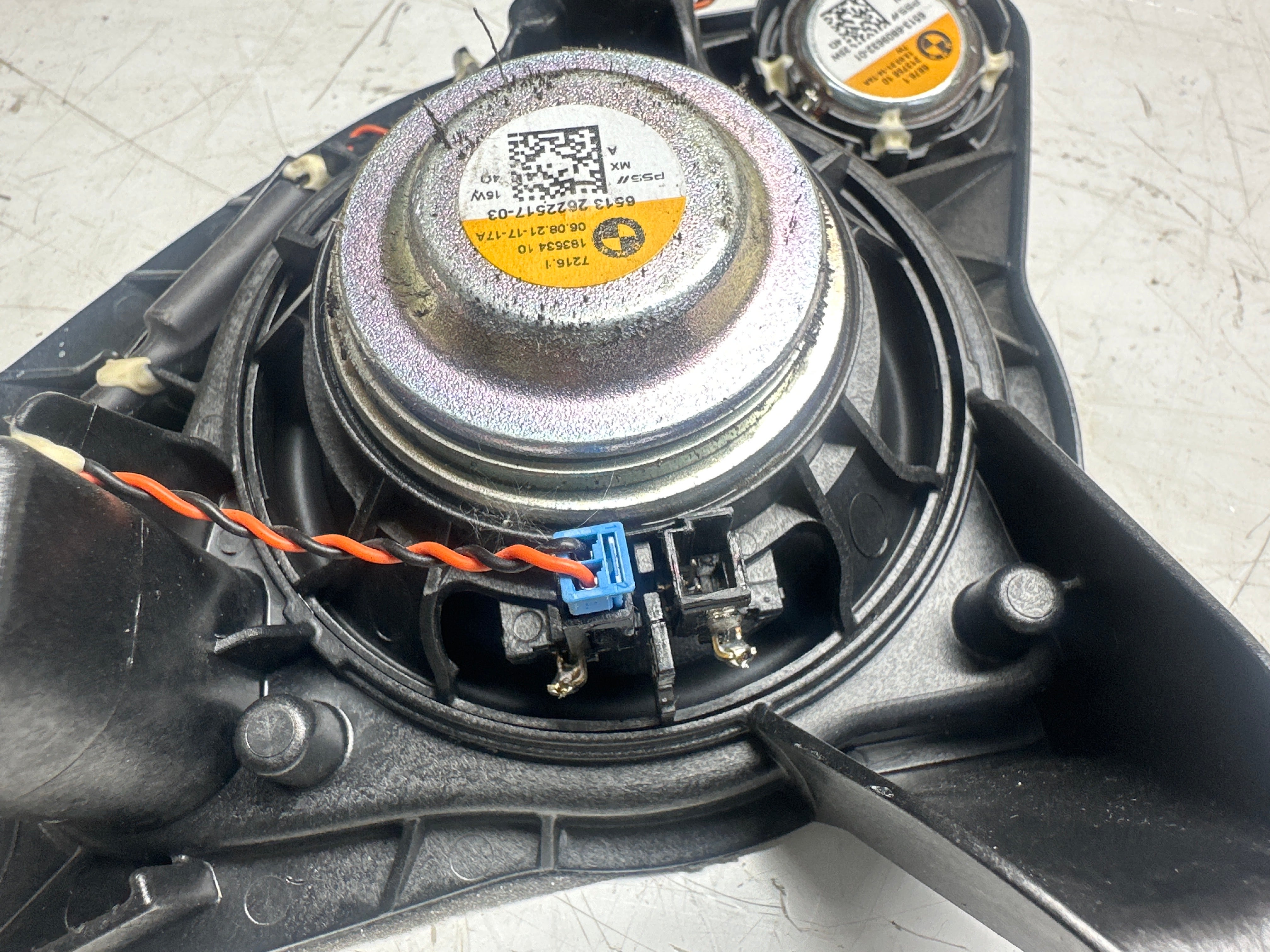 BMW X3 G01 F97 Rear Right Door Speaker (9837732-01)