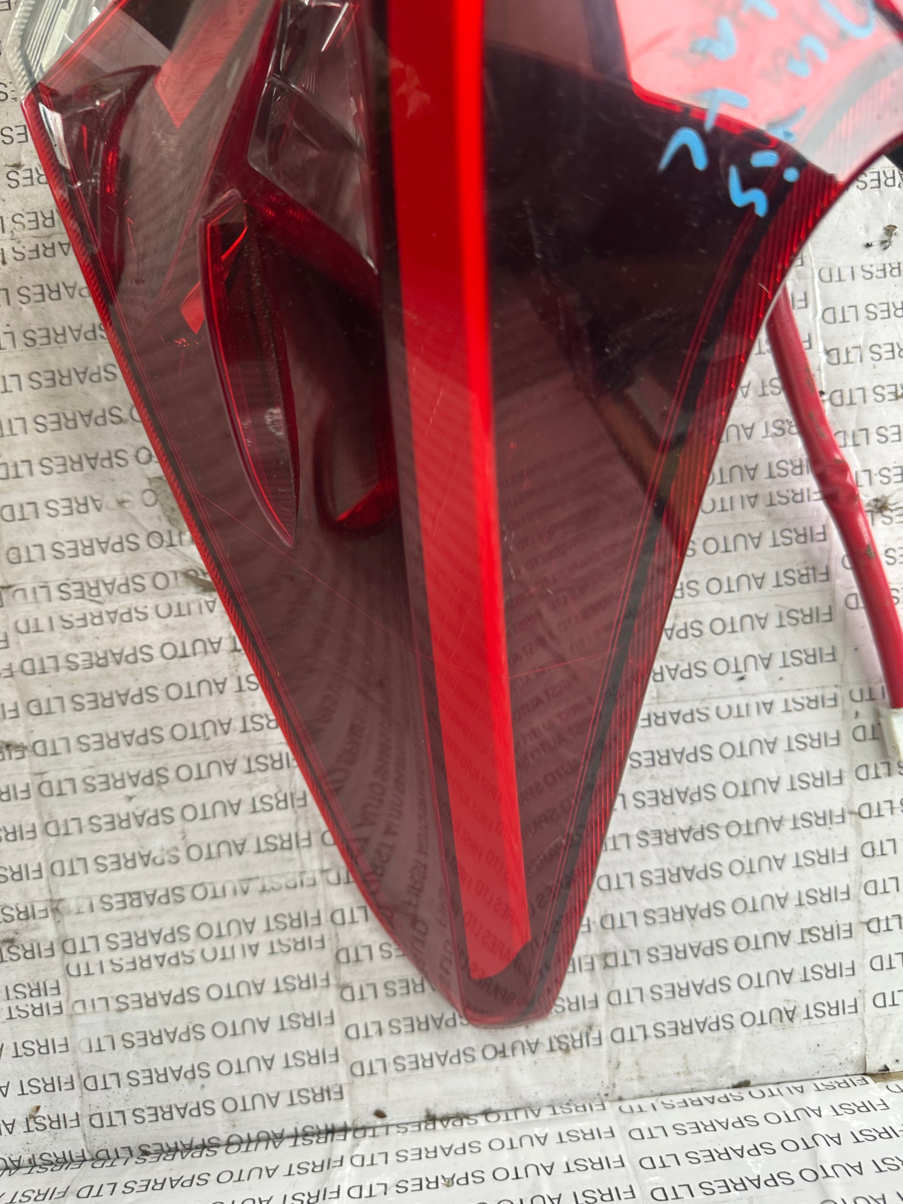 Toyota Auris Estate Right Rear Tail Light (02-353)