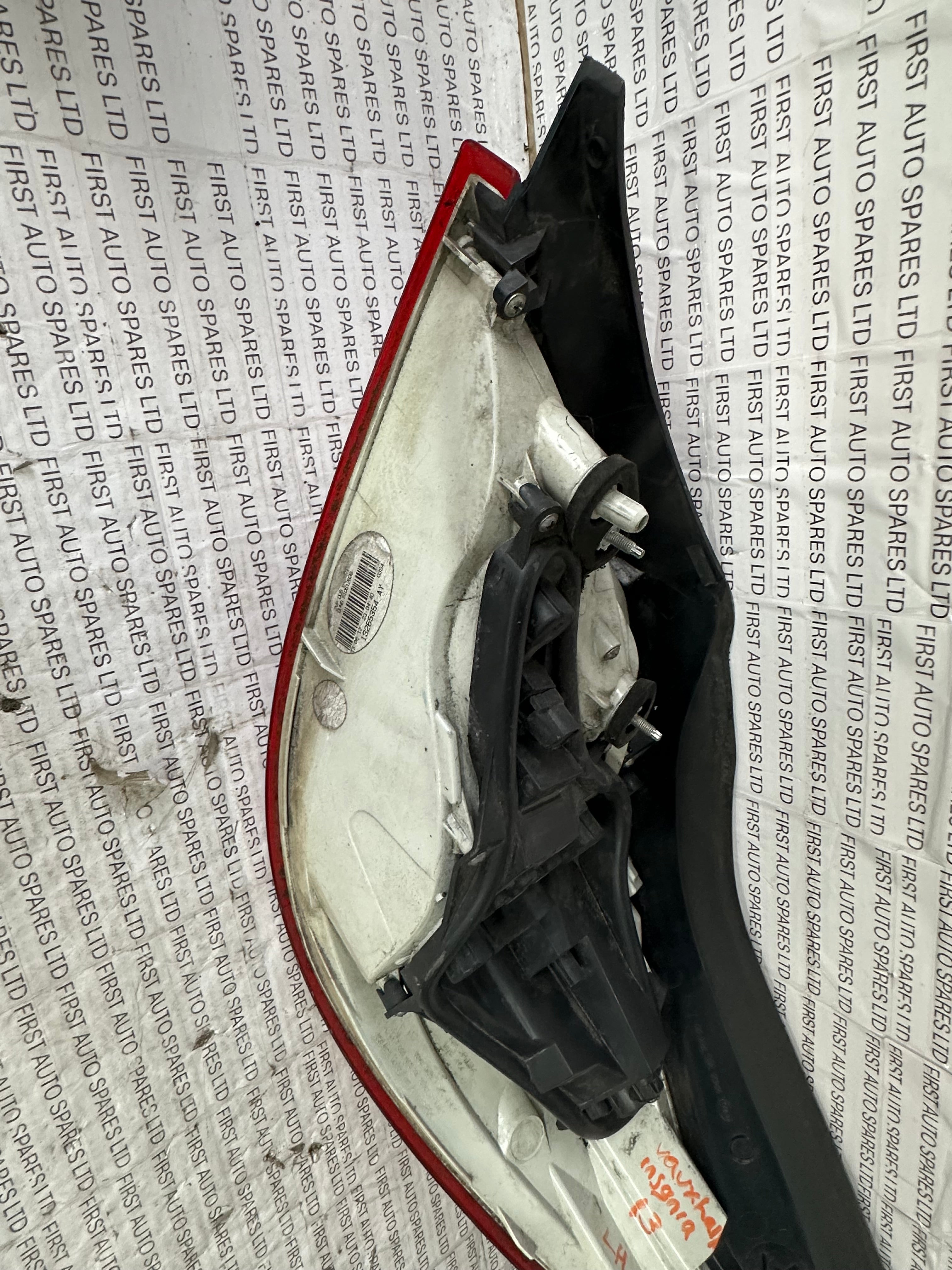 Vauxhall Insignia 2008-2013 Left Side Rear Tail Light (13265354 AY)