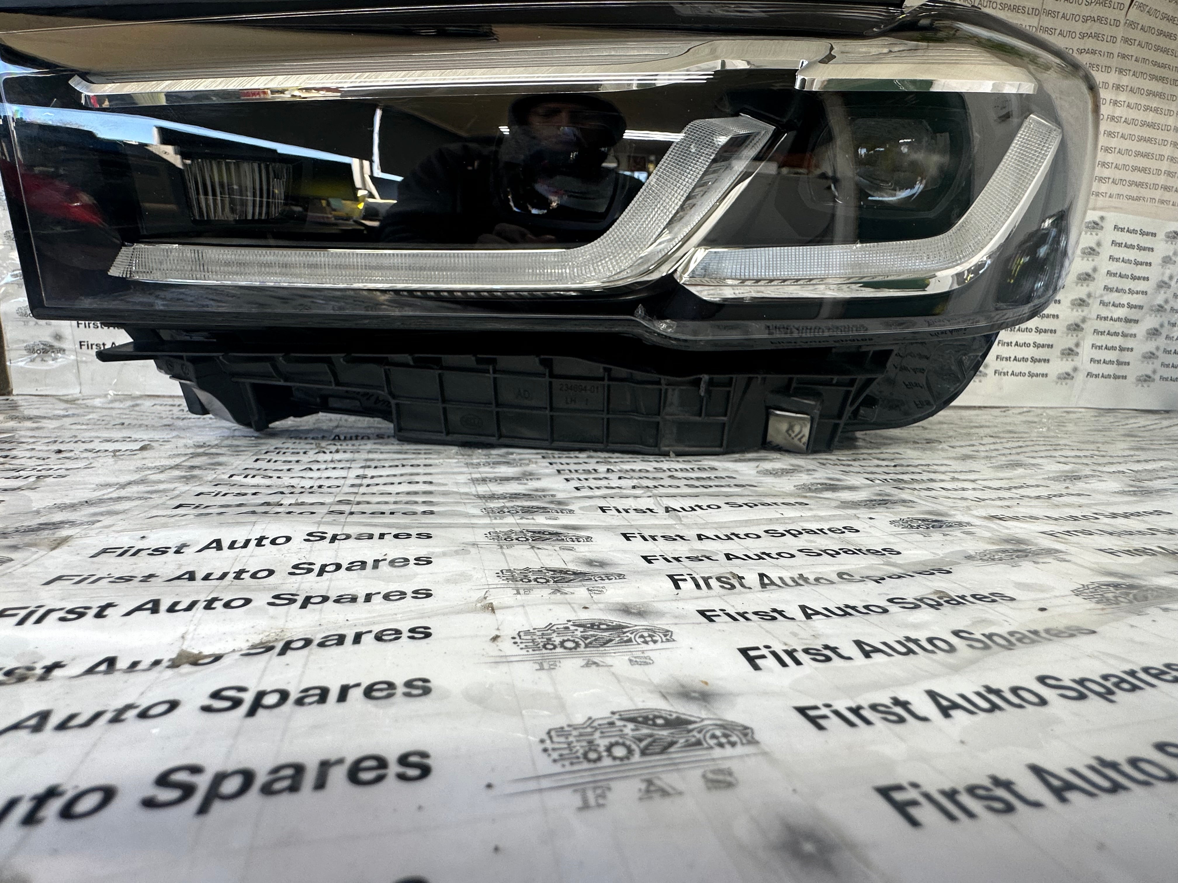 BMW 5 Series G30 F90 G31 LED Left Headlight (9479273-10)