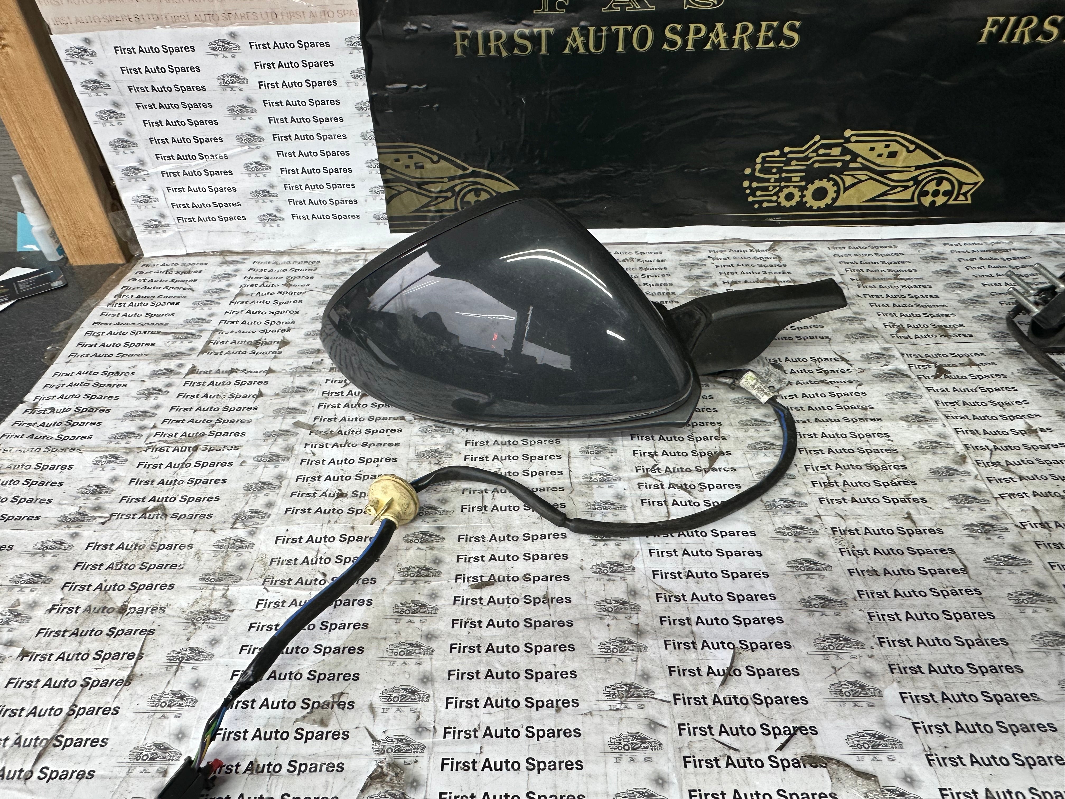 Volkswagen Golf MK7.5 2013–2017 Right Driver’s O/S Wing Mirror