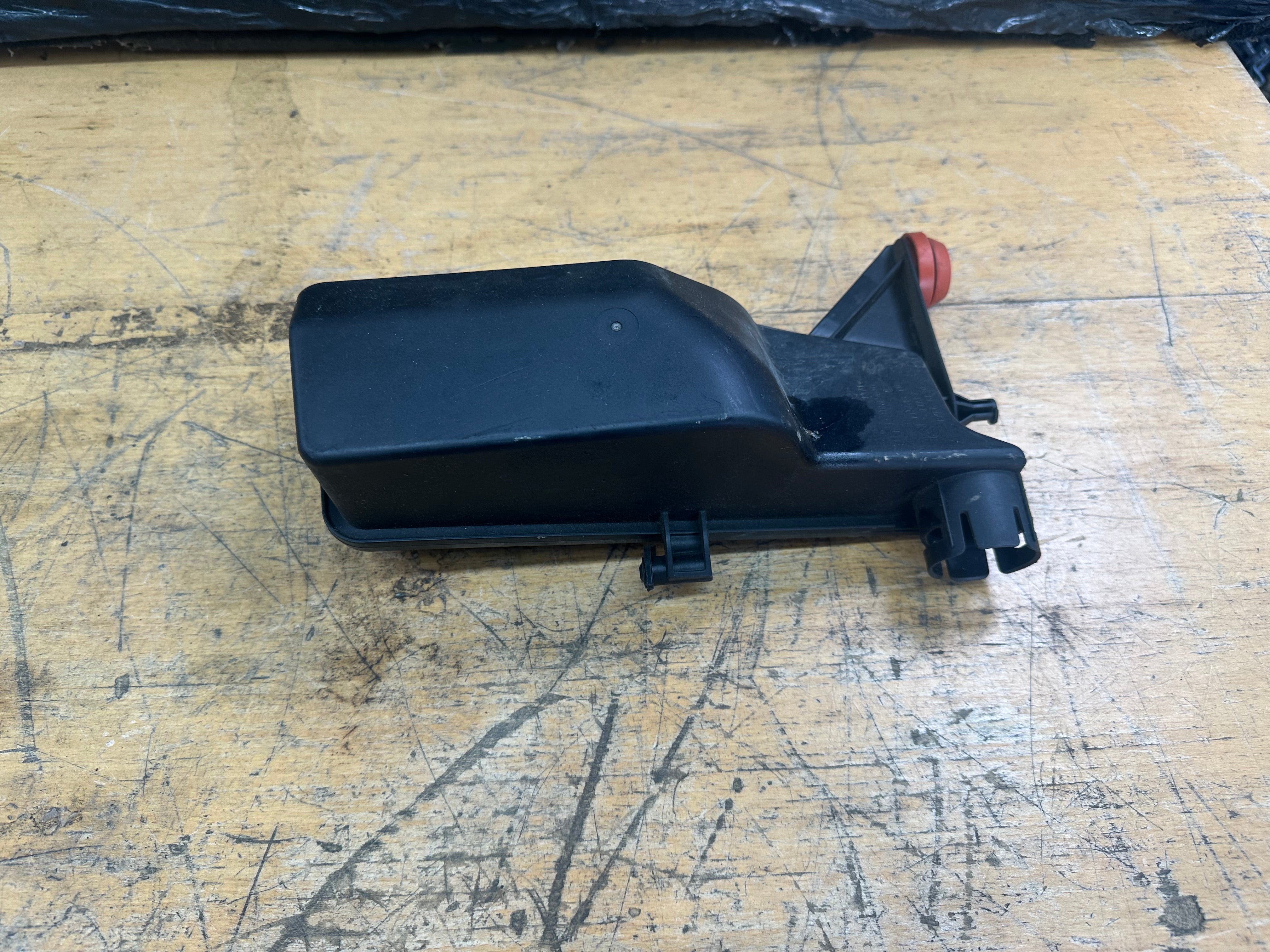 BMW X5 G05 2019 Air Filter / Intake Resonator (8575040) (8575040-02)