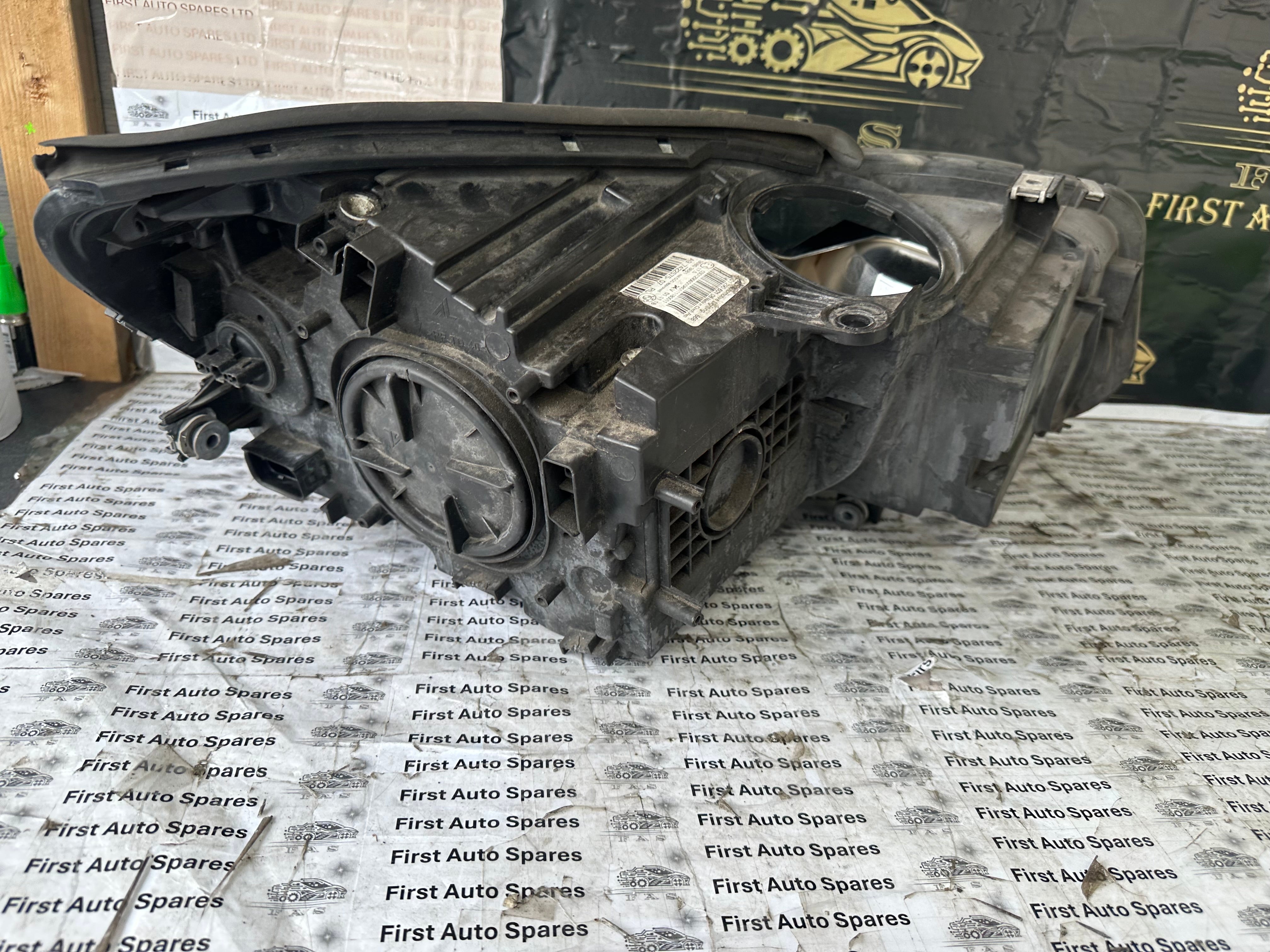 BMW 2 series F45 2014–2021 Left headlight (7422575)