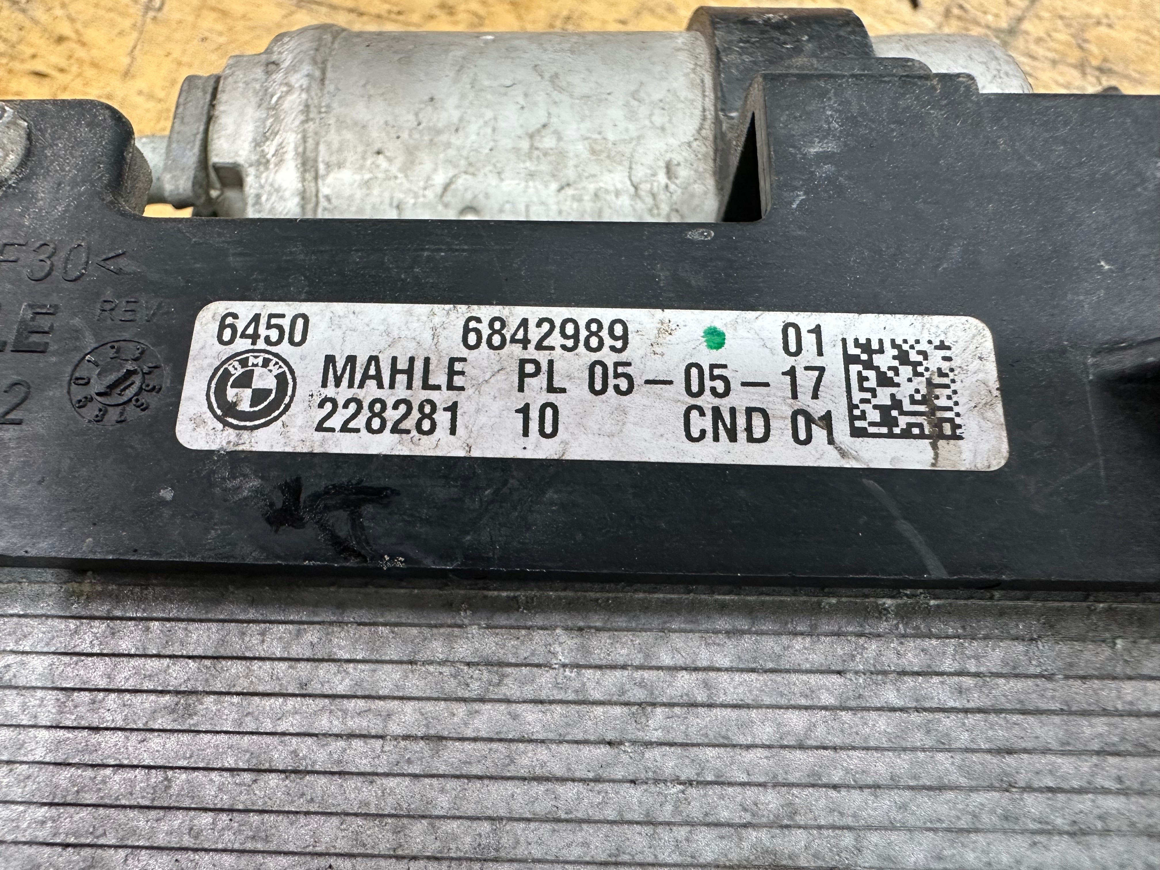 BMW 540i xDrive G30 M Sport A/C Air Condition Condenser With Dryer (6842989-01)