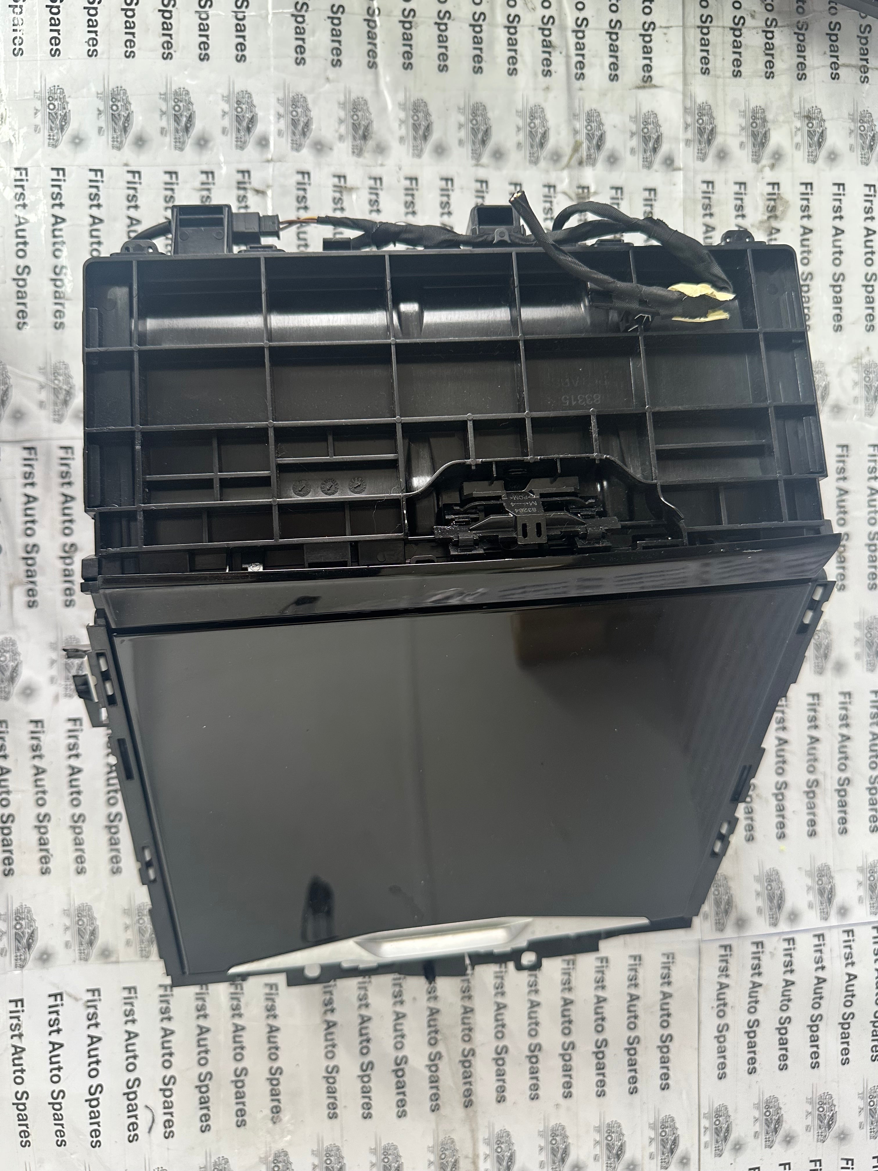 BMW 3 Series G20 G21 Centre Console Tray Front Storage Compartment (6806795)