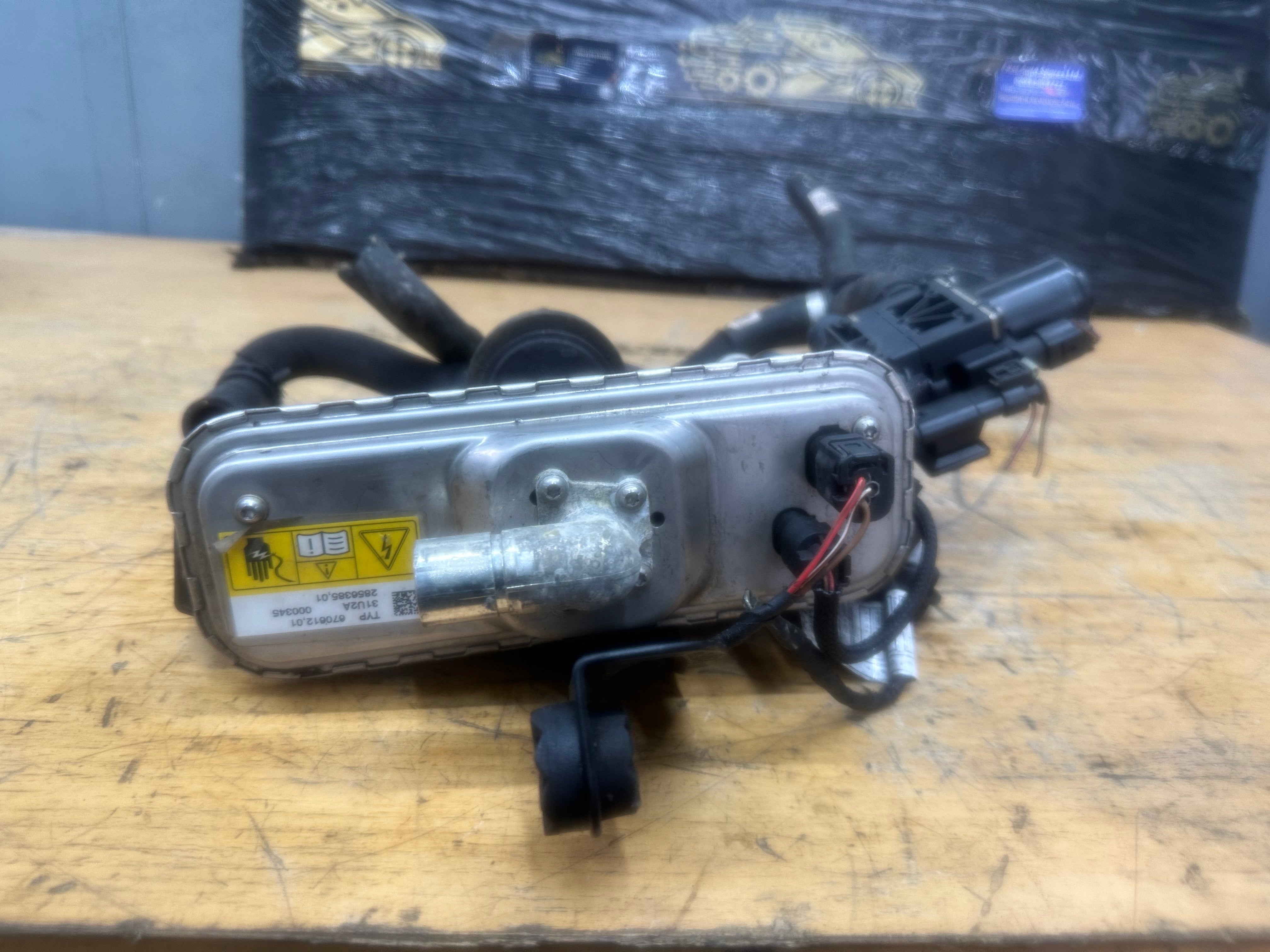 BMW 3 Series F30 B48 2012–2019 Hybrid Engine Motor Pre-Heating Unit (670612)