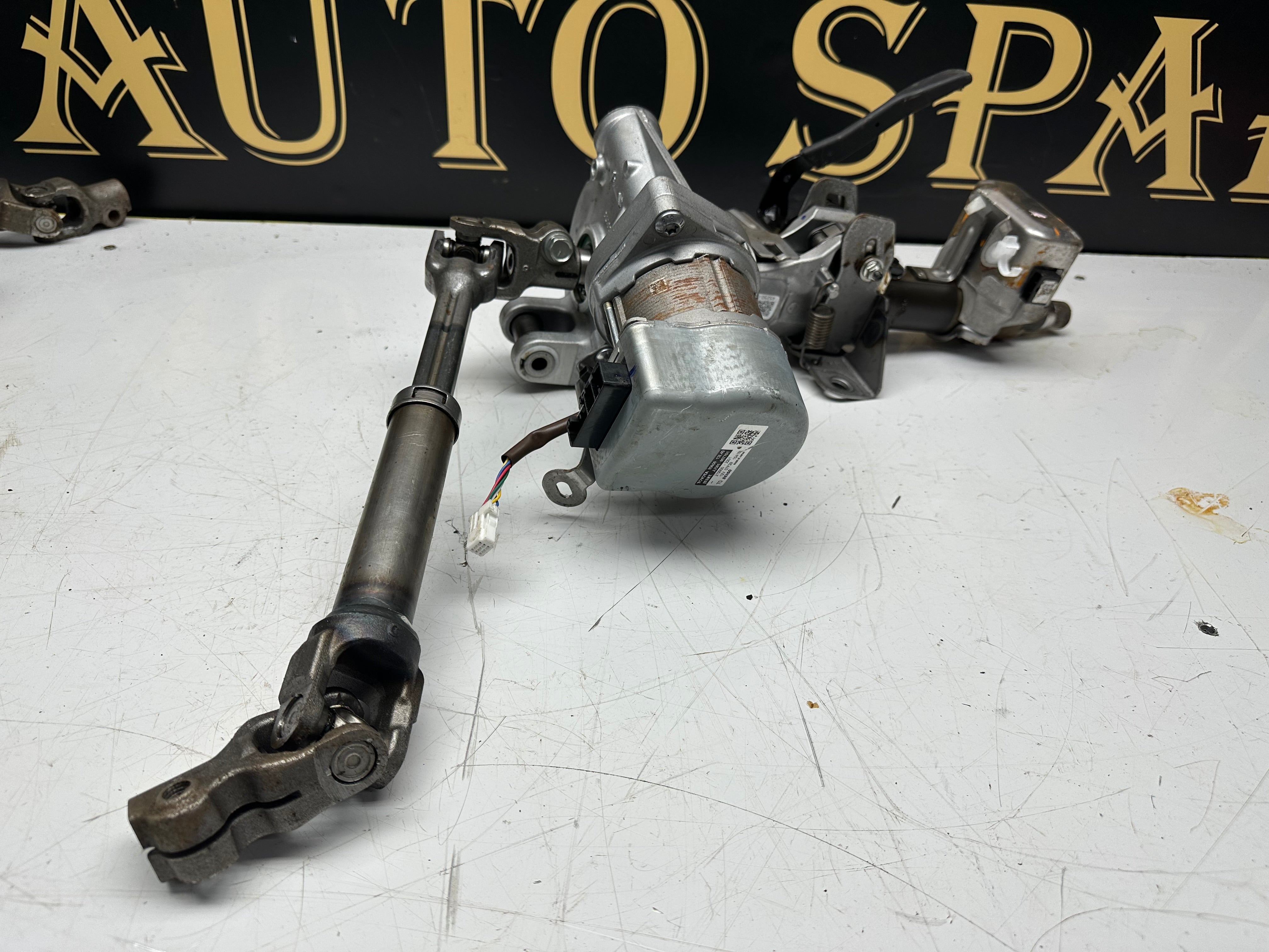 Toyota Corolla Hybrid Power Steering Column 2018–22 (45250-02P70) (89650-12L40)