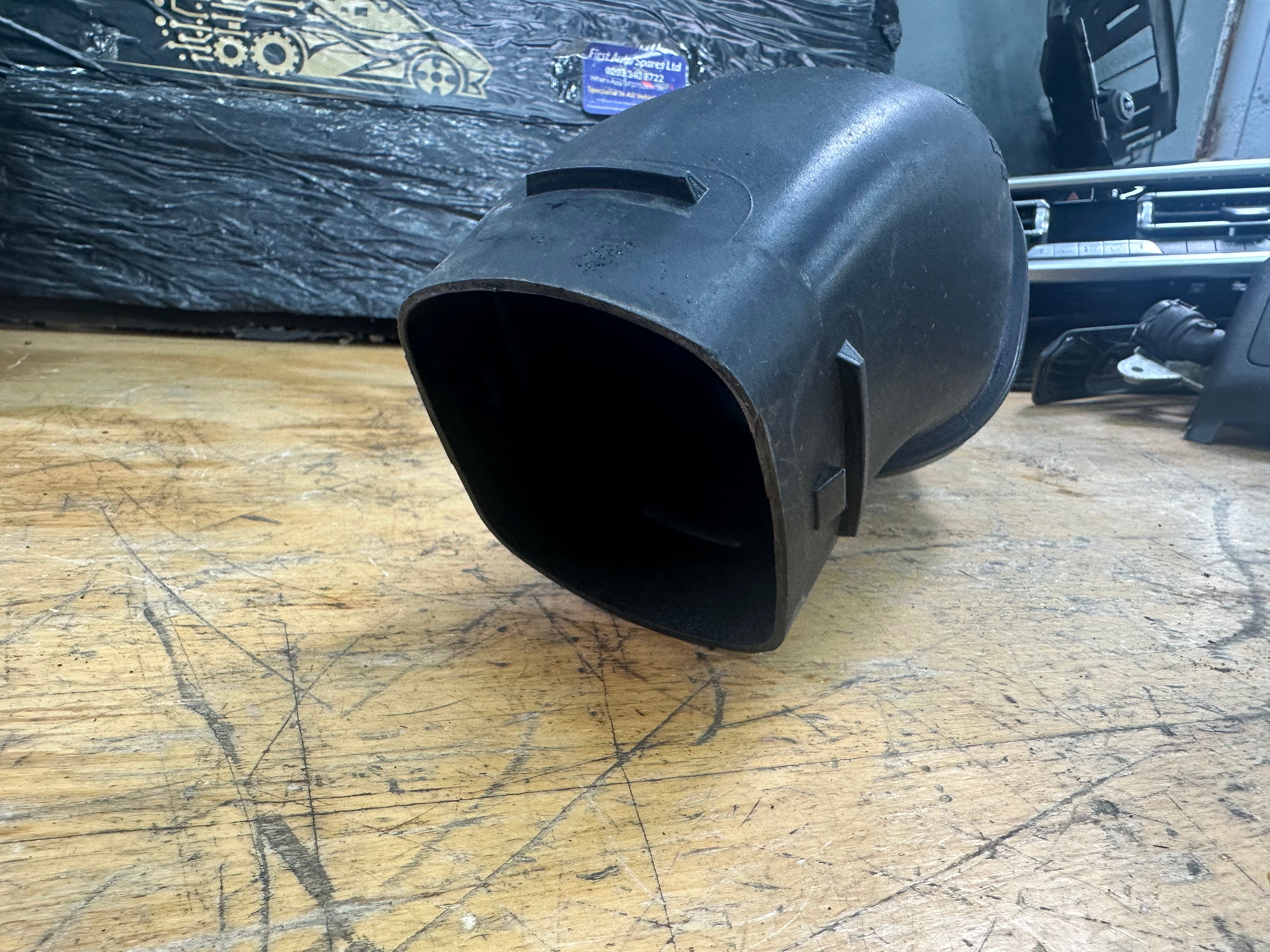BMW X3 X4 Series F97 F98 Intake Air Duct Pipe Right (8053369)