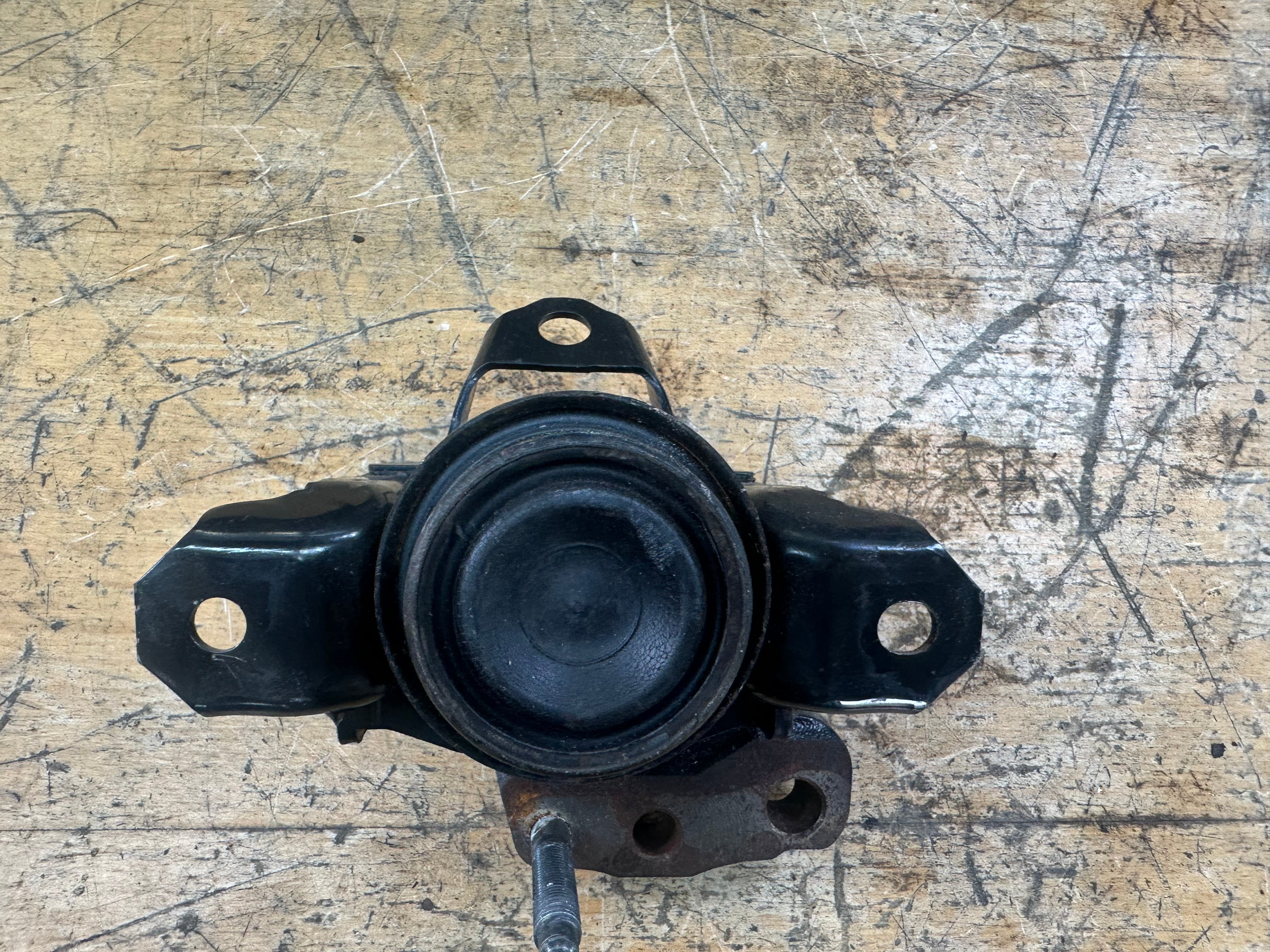 Toyota Aygo 2014-2022 Engine Mount