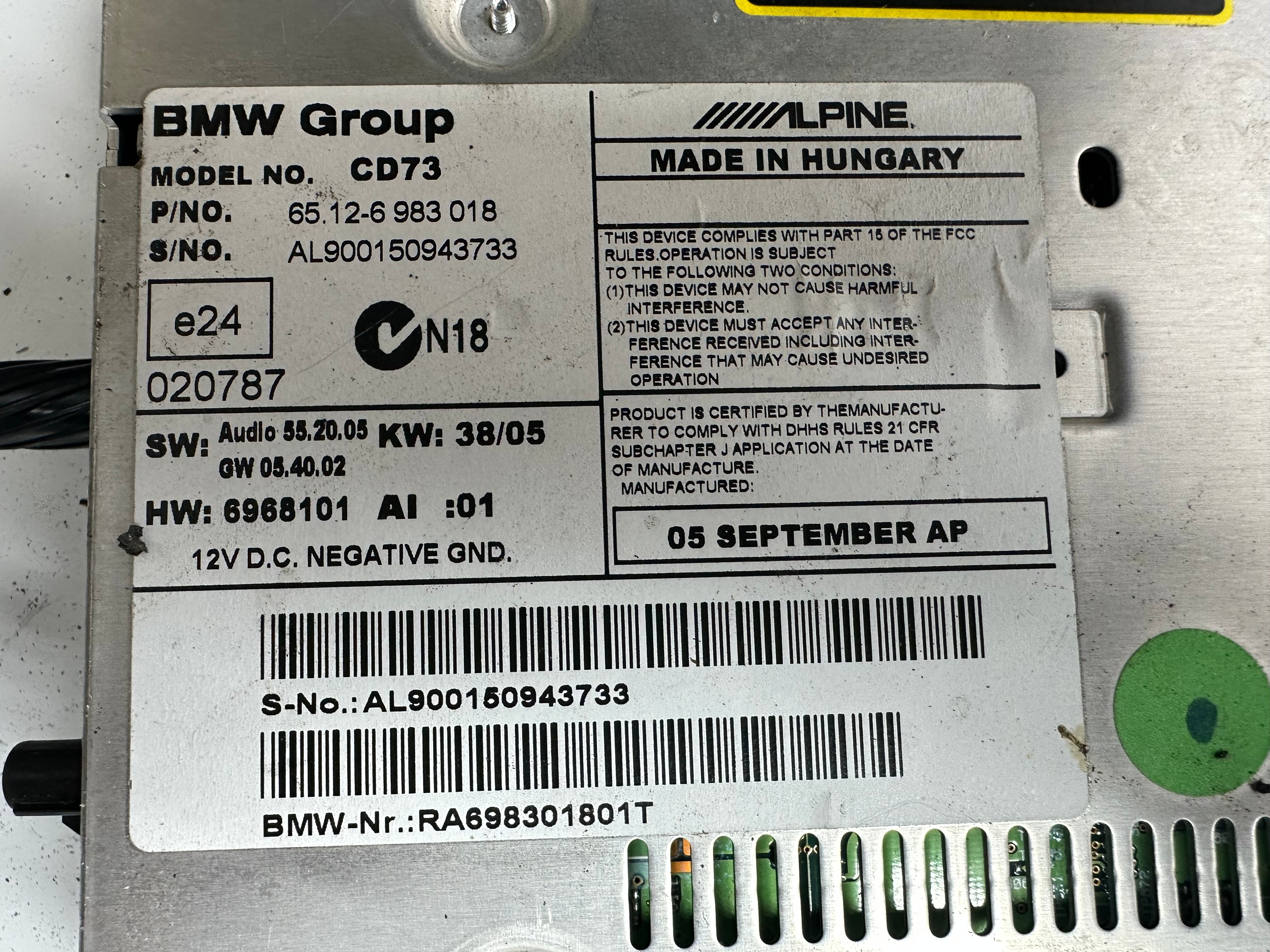 BMW E90 Radio Professional CD73 Player (65126983018)
(65.12-6 983 018)