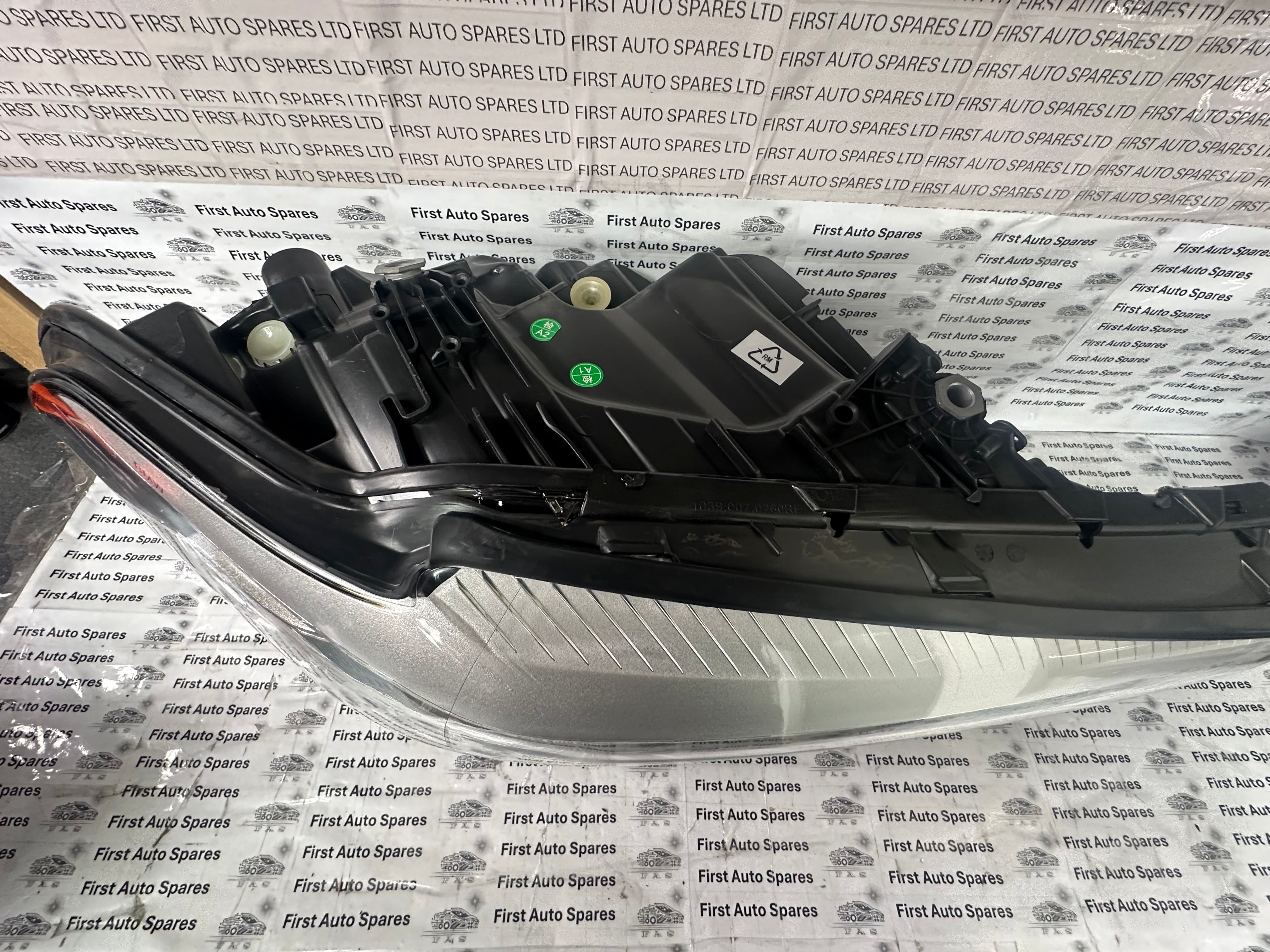 BMW 5 Series G30 Right LED Headlight (7458884-02)