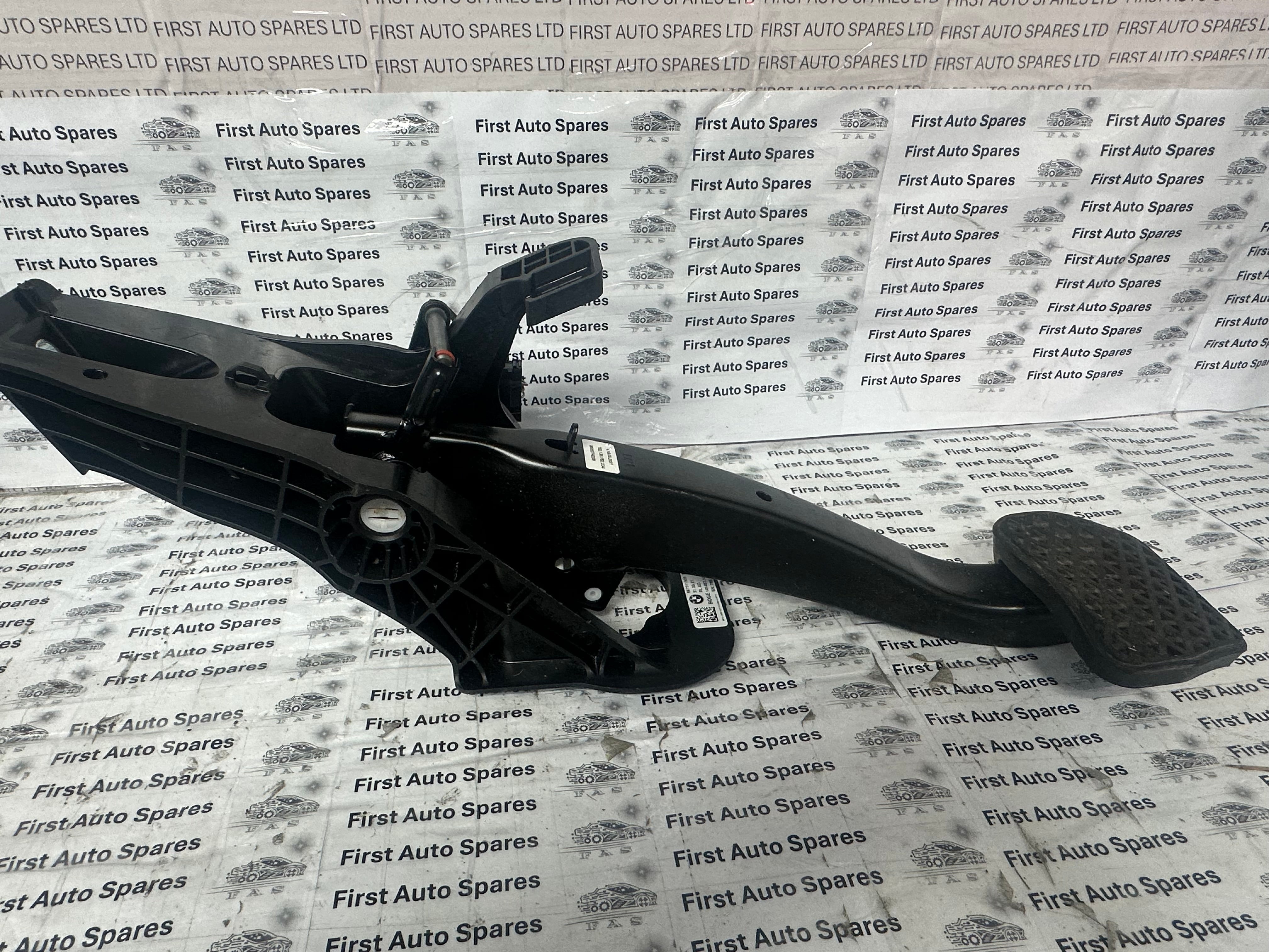 BMW 3 Series G20 G21 G28 2021 Brake Pedal (687311905) (762.135.152.234) (0006274208)