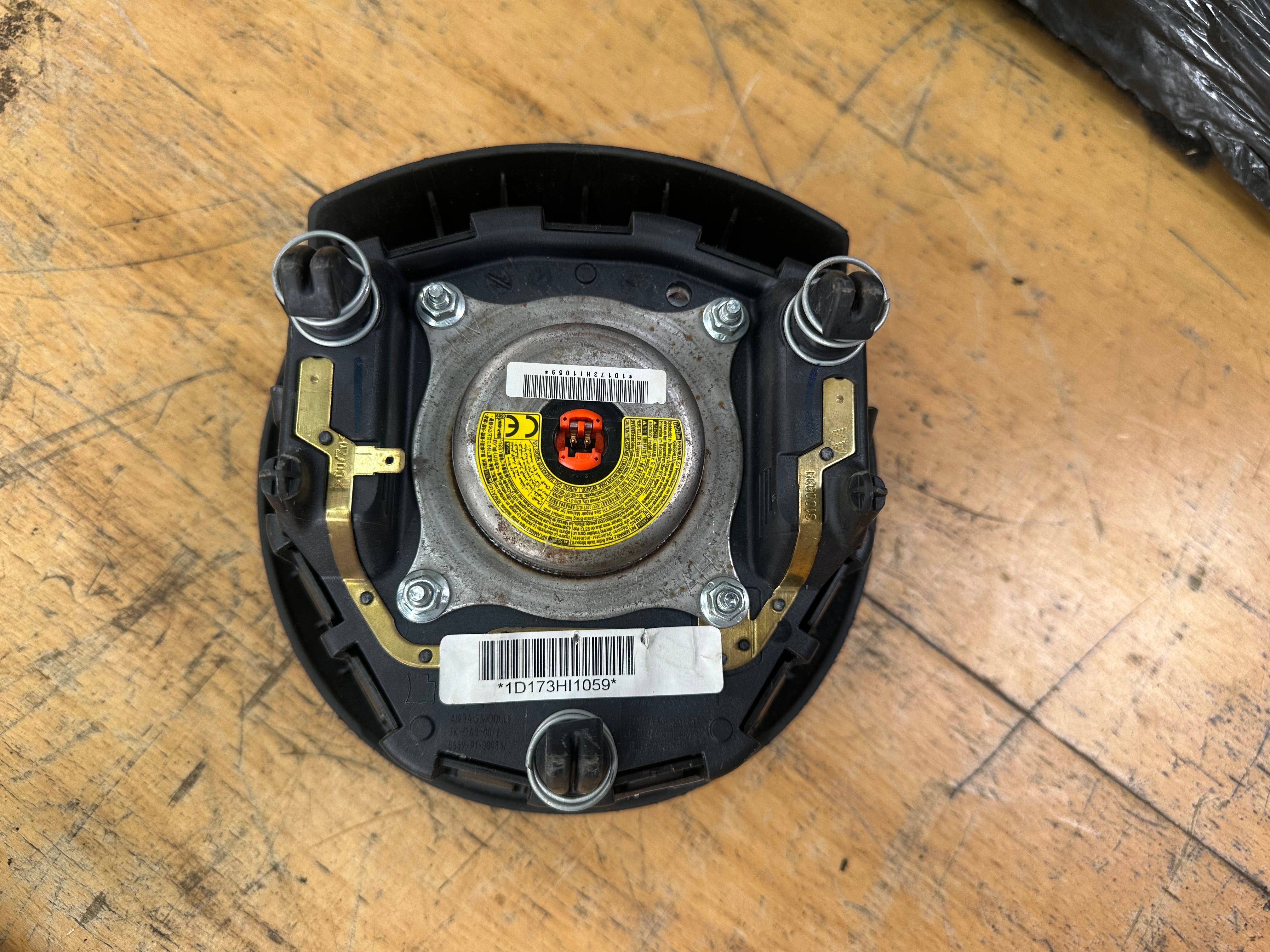 Toyota Yaris 2012 Driver’s Steering Wheel Abag (45019-0D420) (310565699B4U-AA)