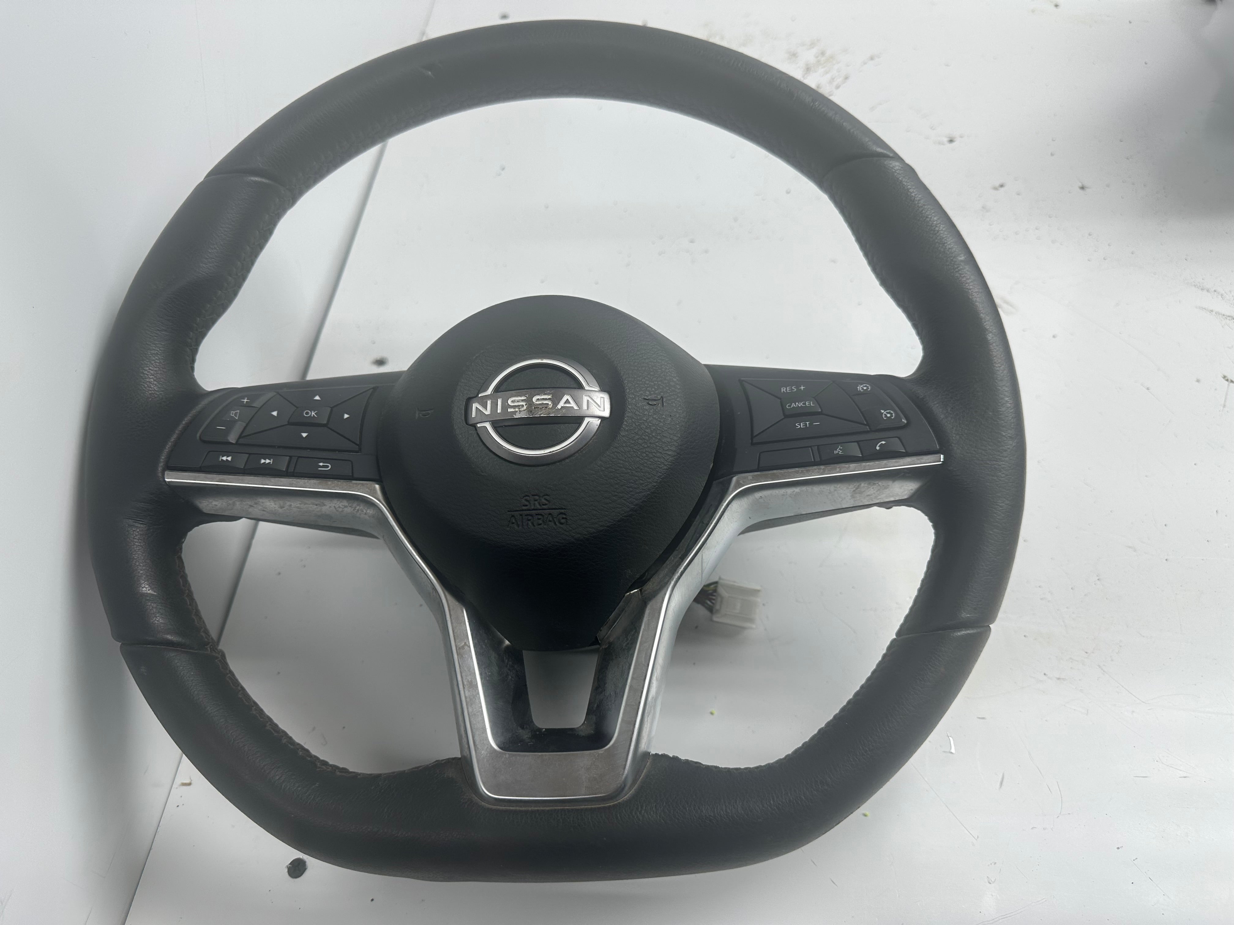 Nissan Juke Mk2 2022 Steering Wheel with Abag (34321725A)
