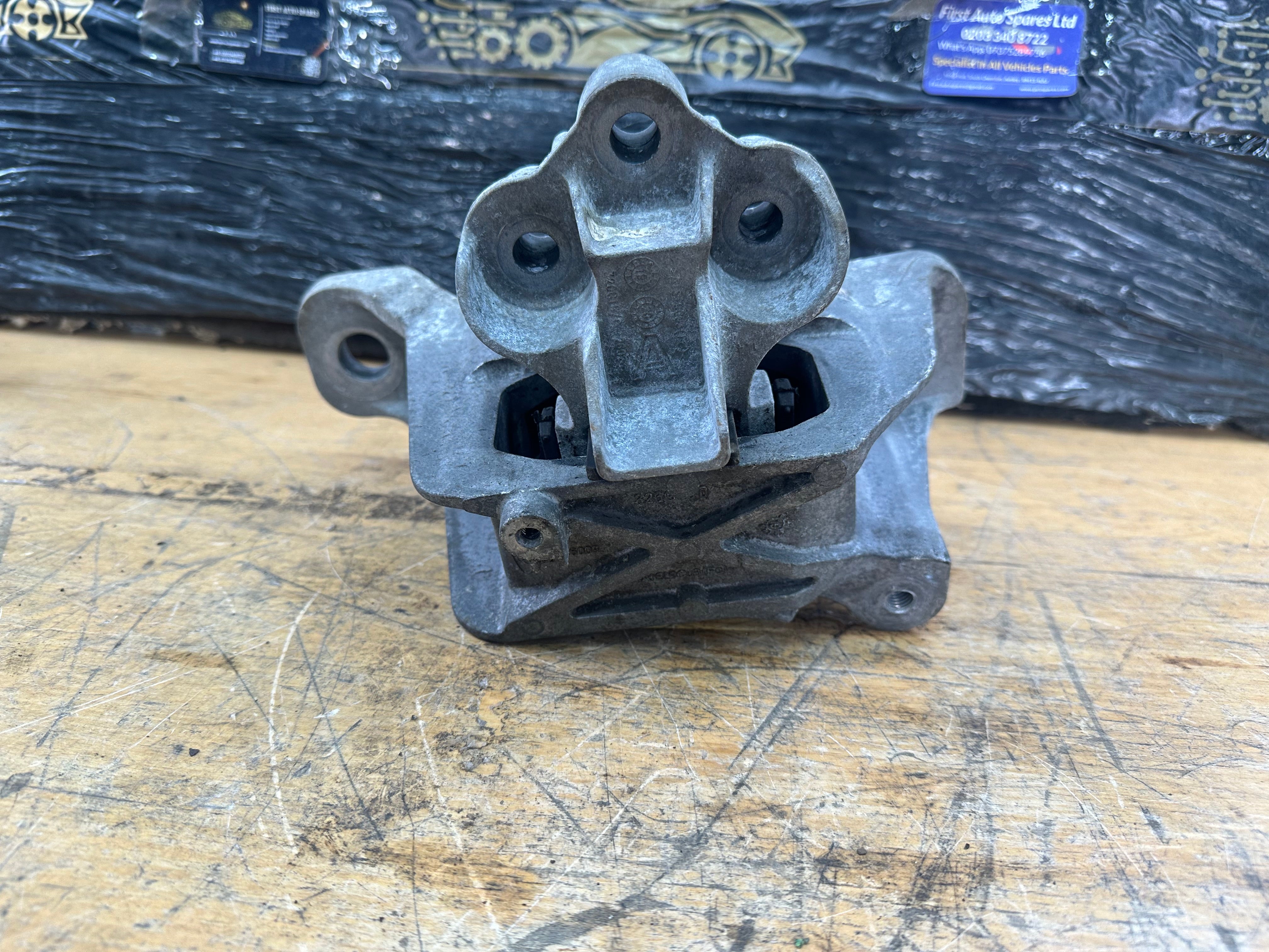 Ford Focus 2021 Right Driver’s Side Engine Mount 1.0L Petrol (JX61-6F012-AG)