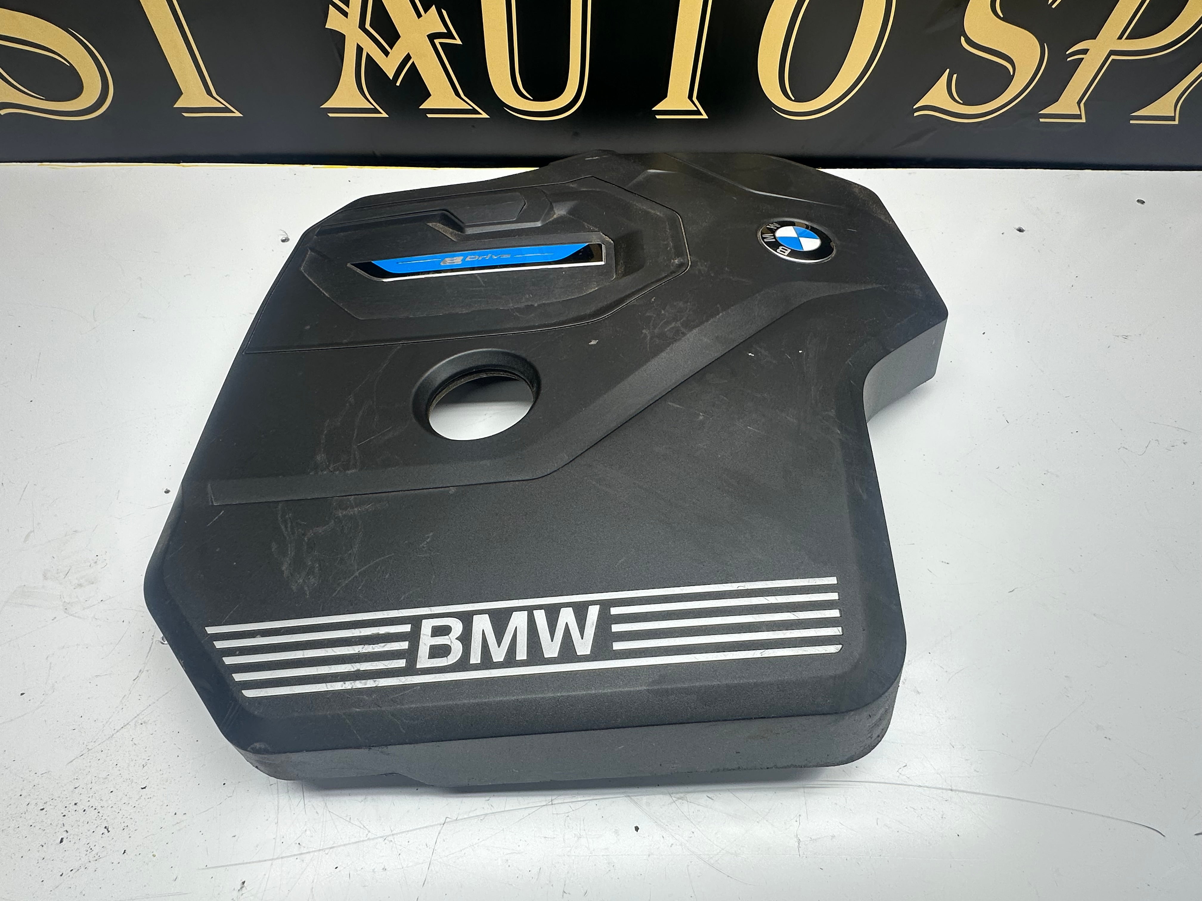 BMW 3 G20 G80 G28 Engine Cover 330e Plug-In Hybrid (19183210) (11148676204)