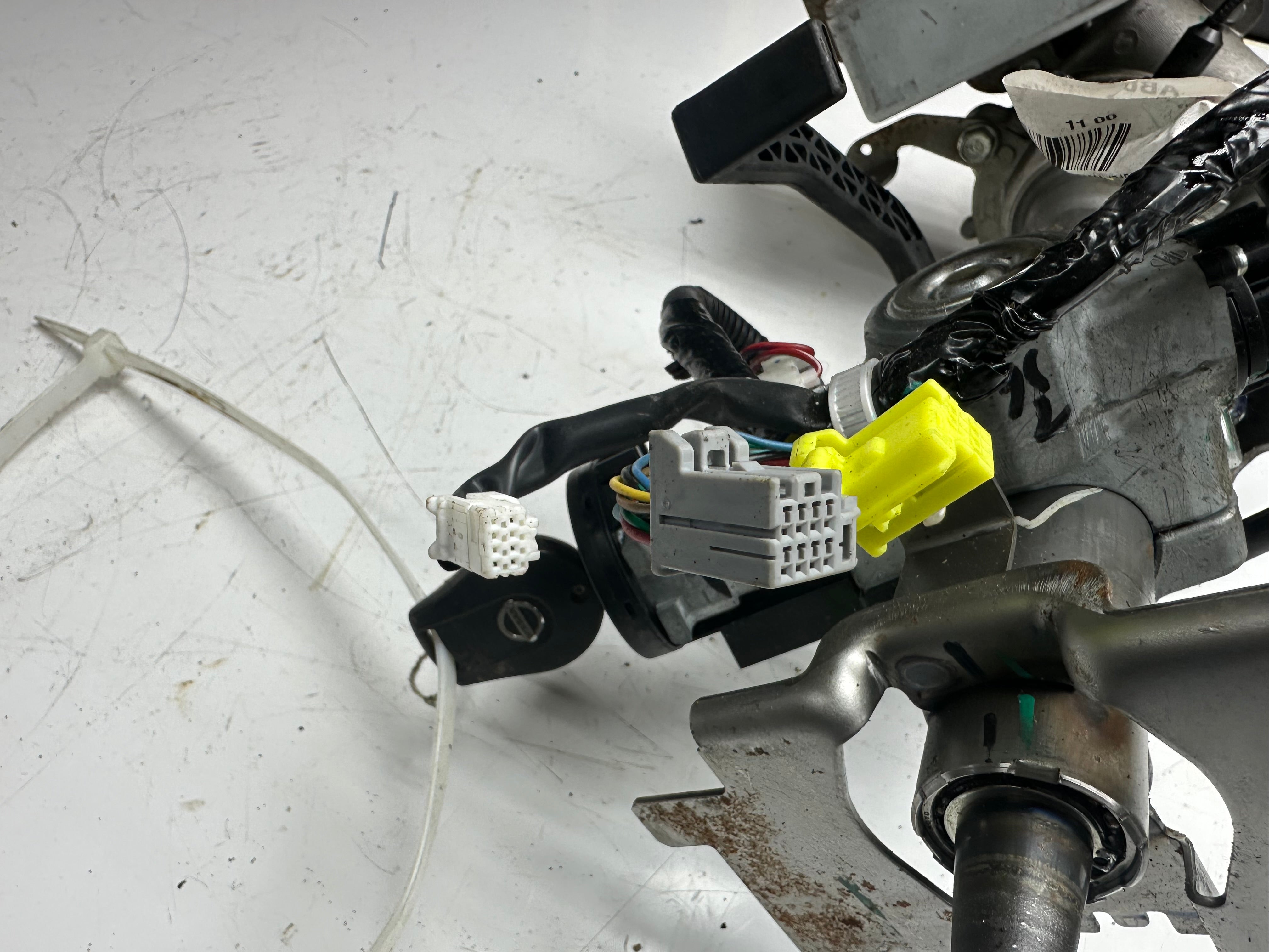 Nissan Micra Electric Steering Column with Key (JJ001-000505A) (28500-1HA1A)