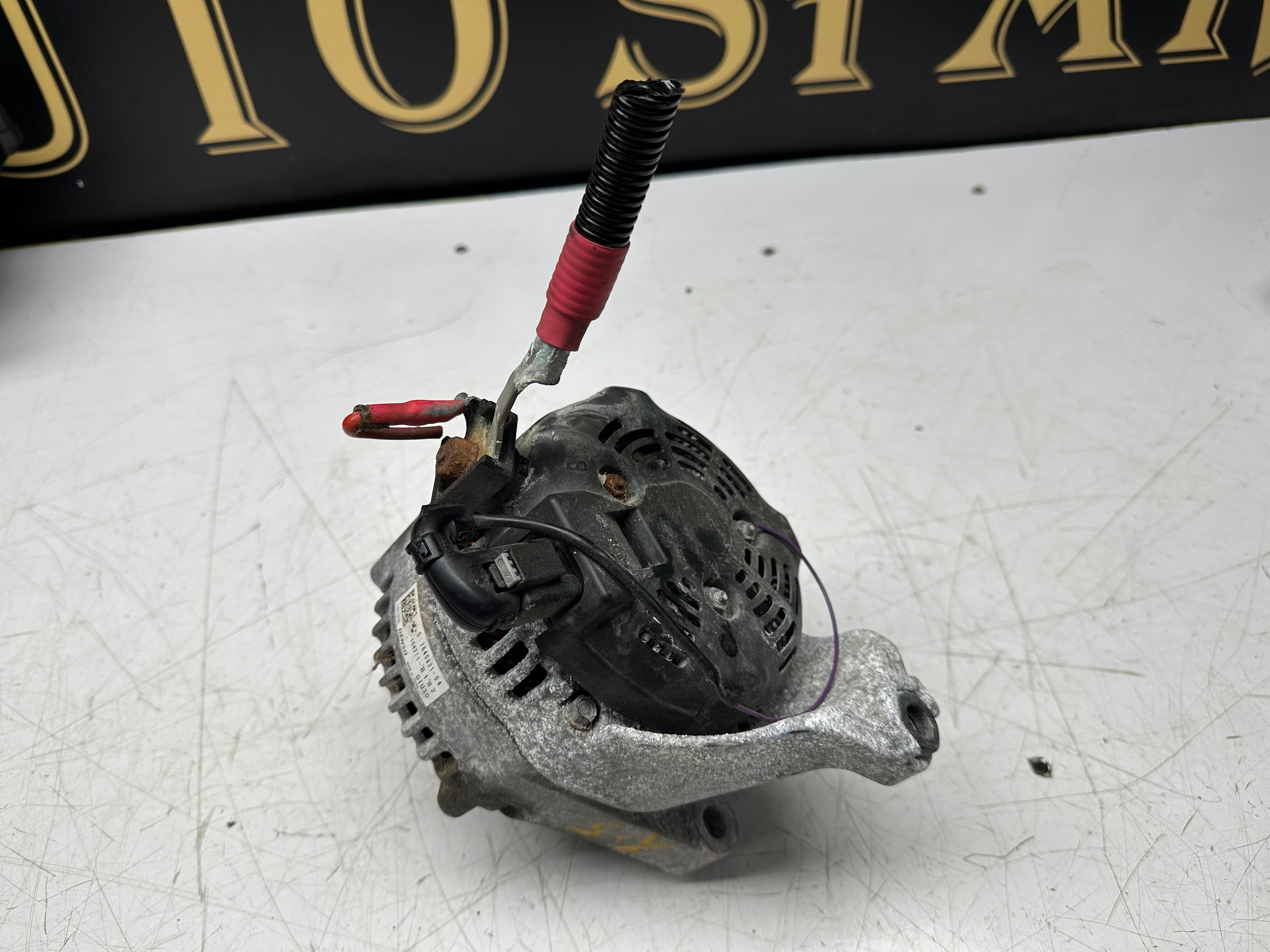 BMW 3 & 4 Series Alternator 2018 B47D20O0 (B47D20A) (7640131-04) (104211-8182)