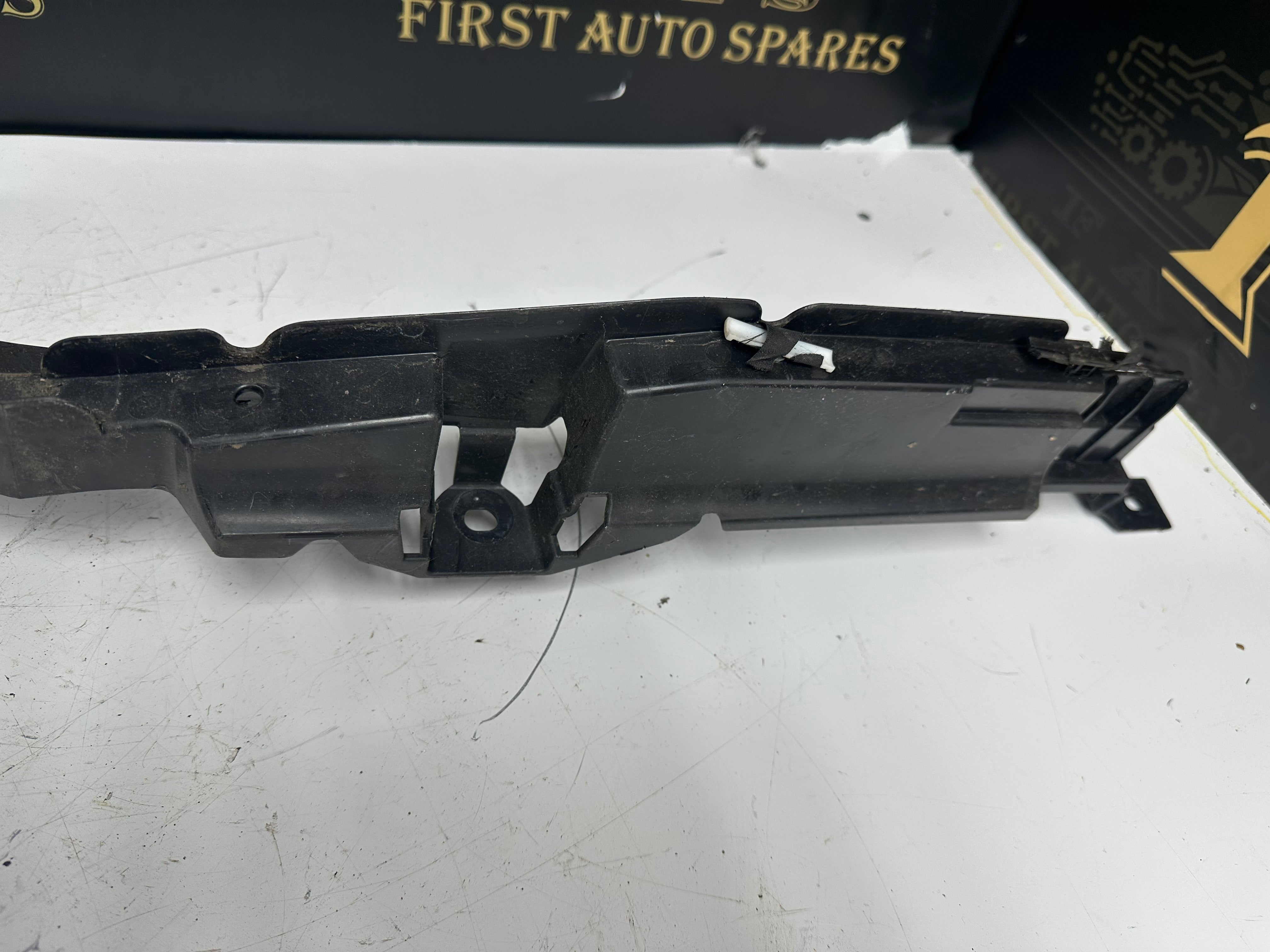 BMW 3 Series G20 G21 2018-2024 Left Rear Bumper Bracket (51127469365) (15857711)