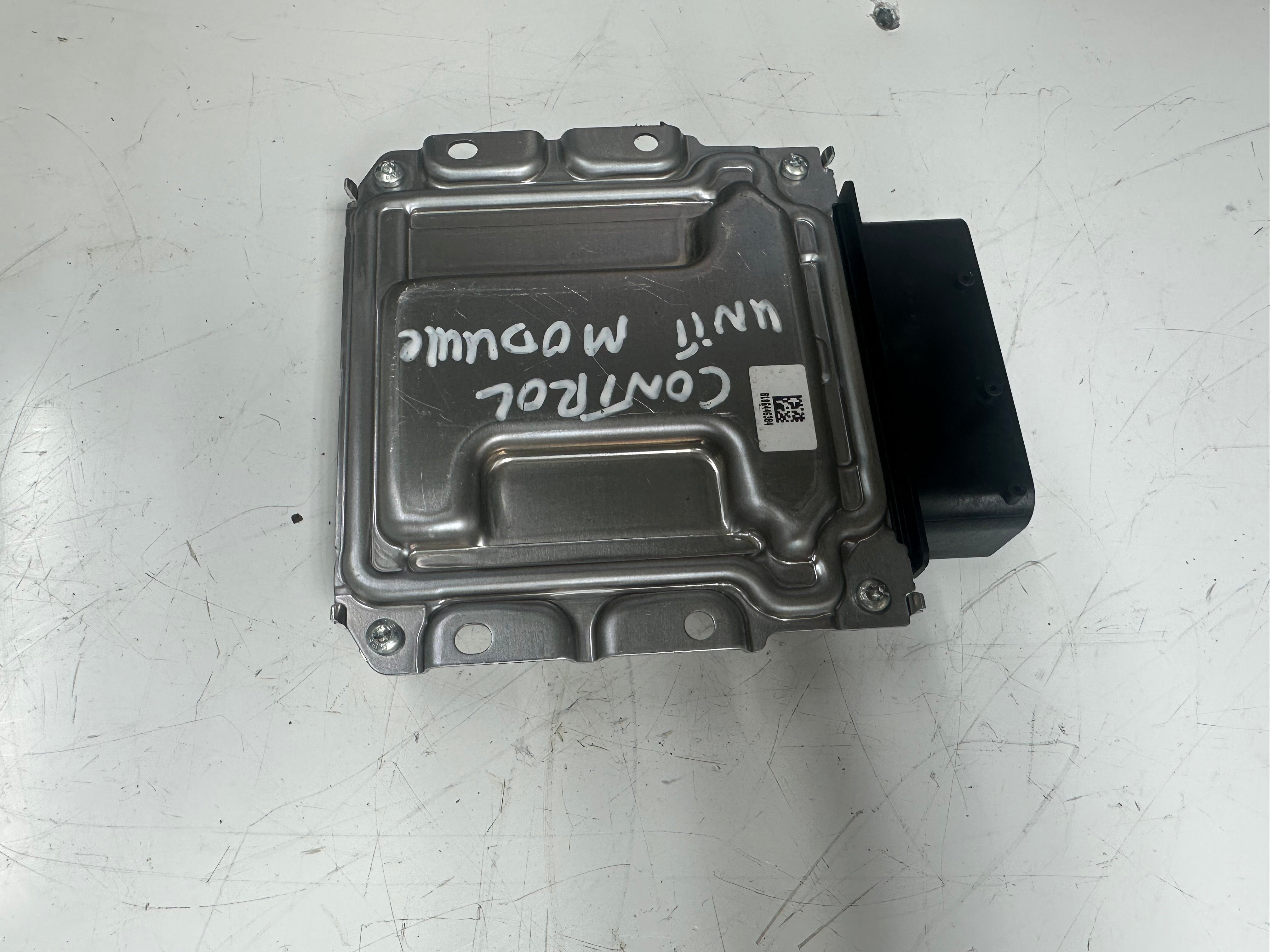 BMW 1, 2, 3, 4, 5, 7, X5, X6 Series SCR Control Unit Module (7488 140-01)