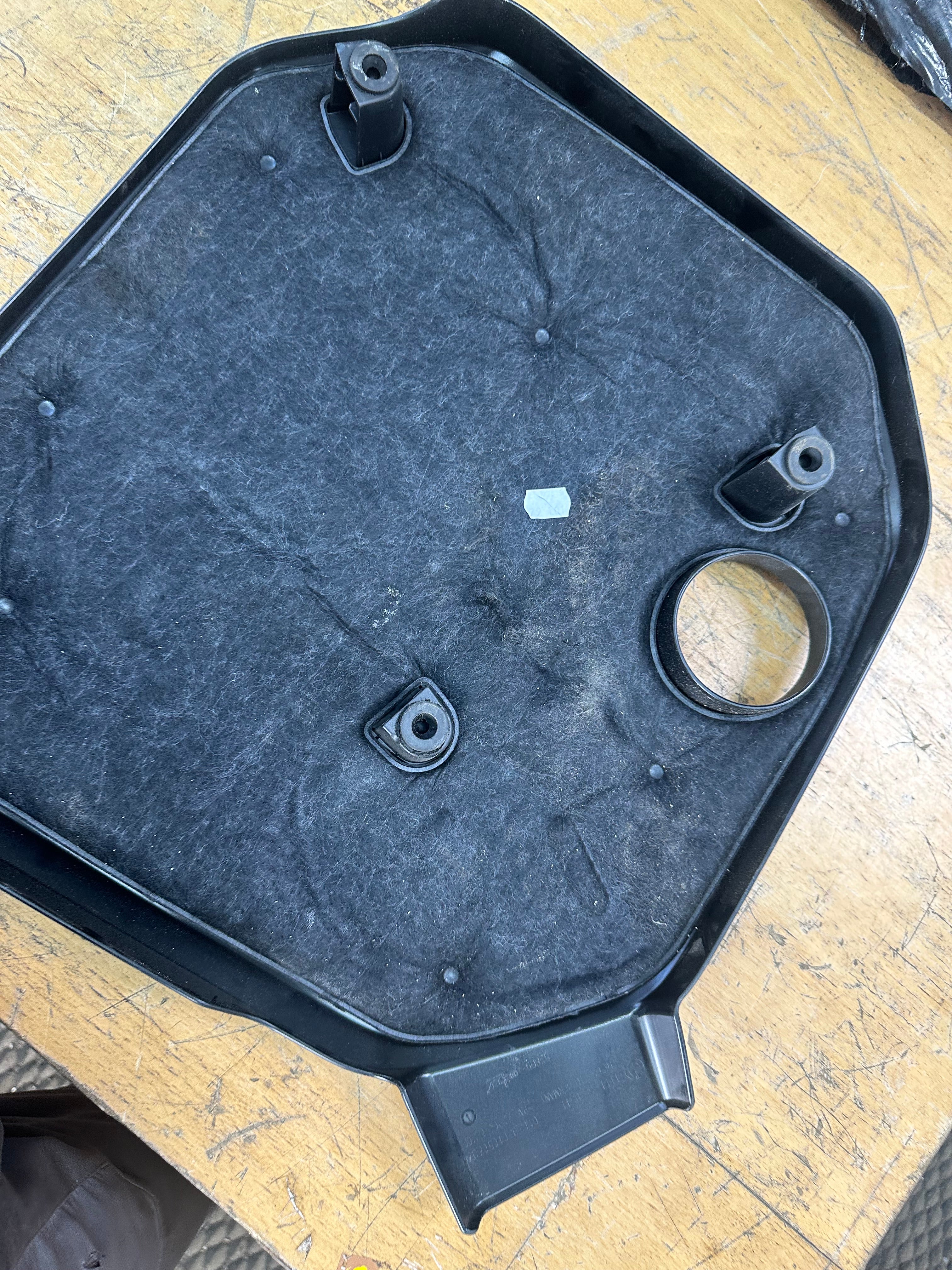 BMW 3 5 6 X3 X4 Series G20 G21 G30 G31 G32 G01 G02 Engine Cover 2.0d B47 (8579541)
