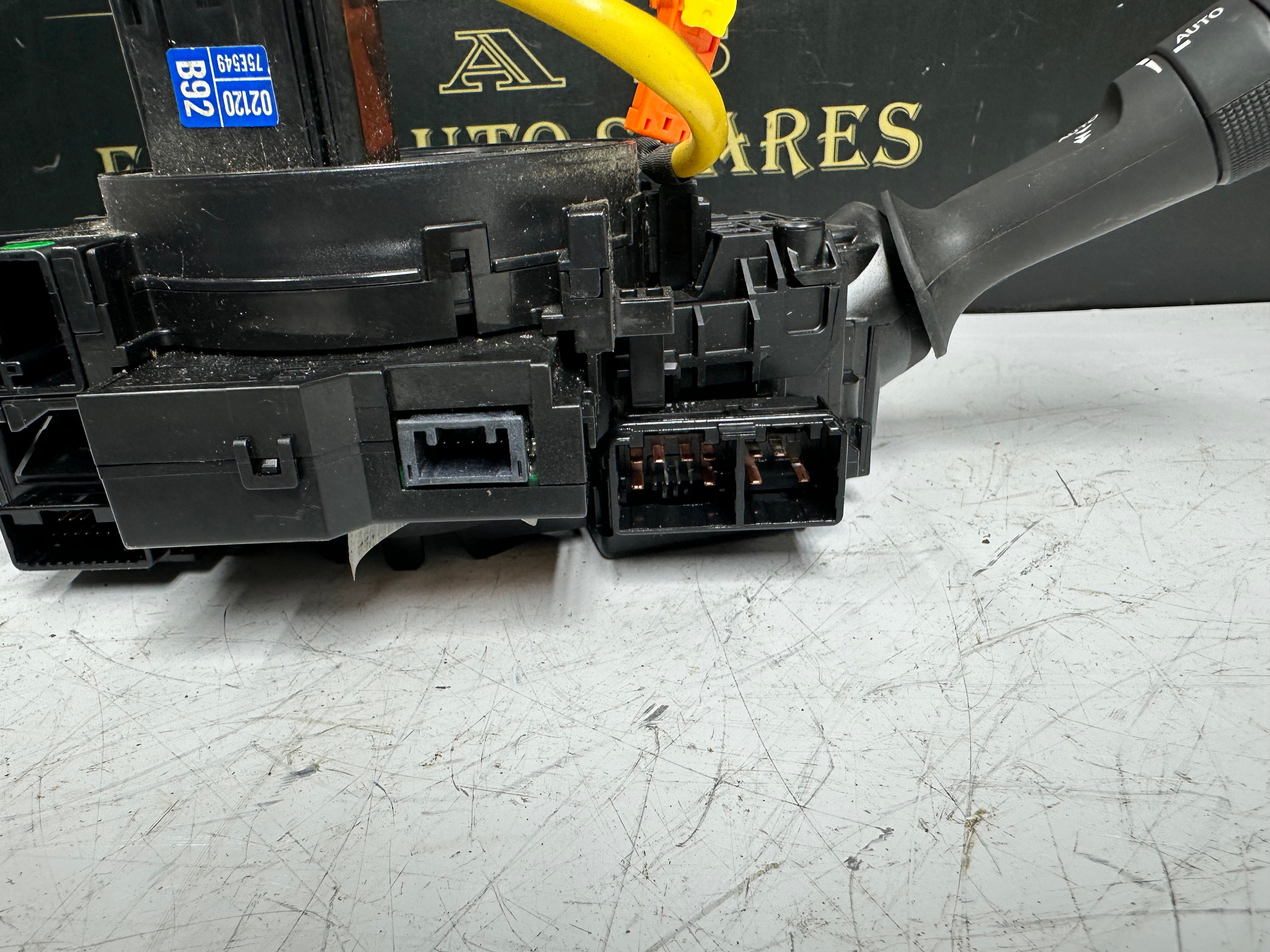 Toyota Auris 2016 Clock spring / Angle Sensor / Squib (89245-02060)