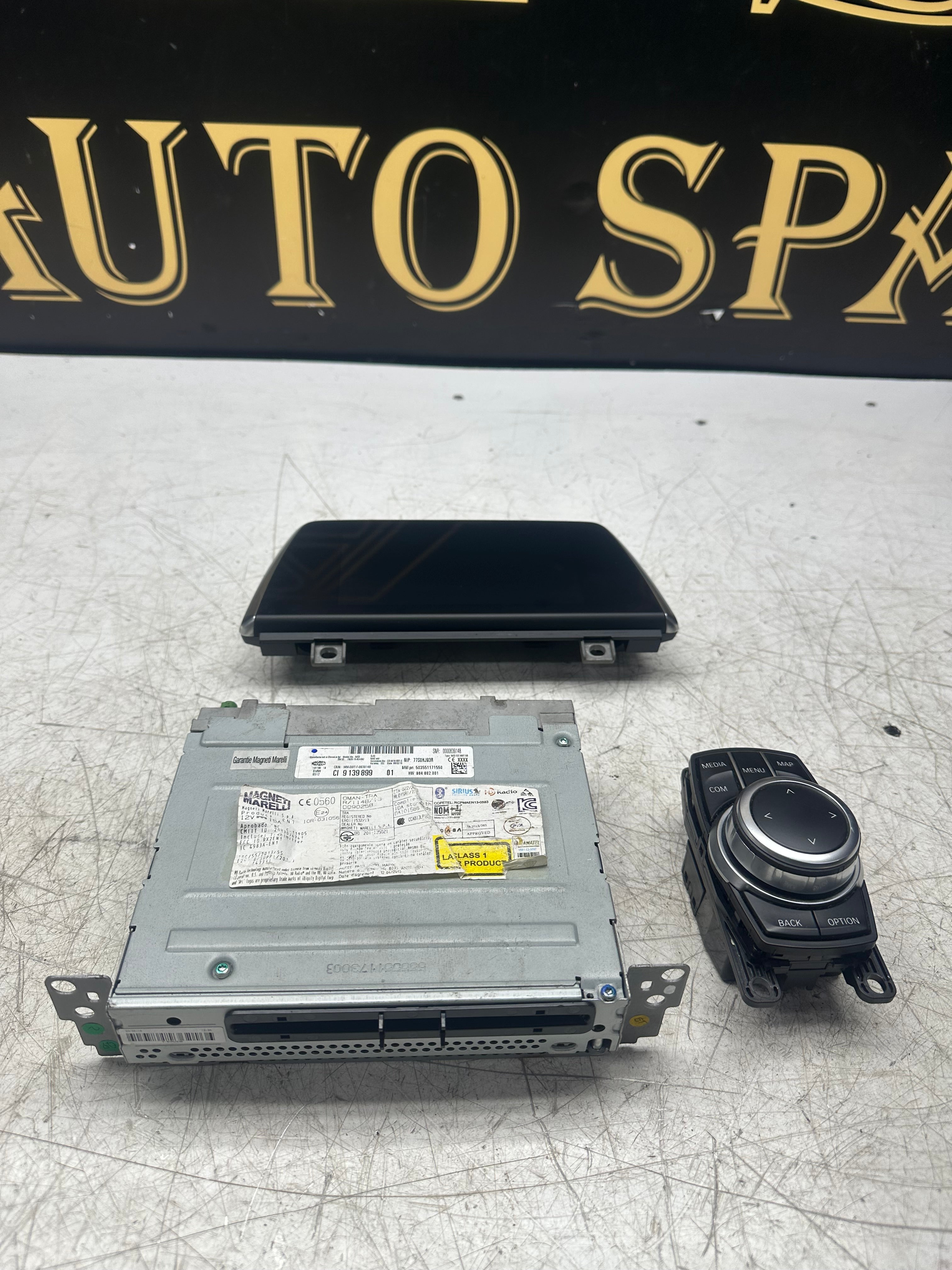 BMW 2 Series Gran Tourer F46 Display Kit / iDrive Controller 9139899 / 9490067 / 8803368