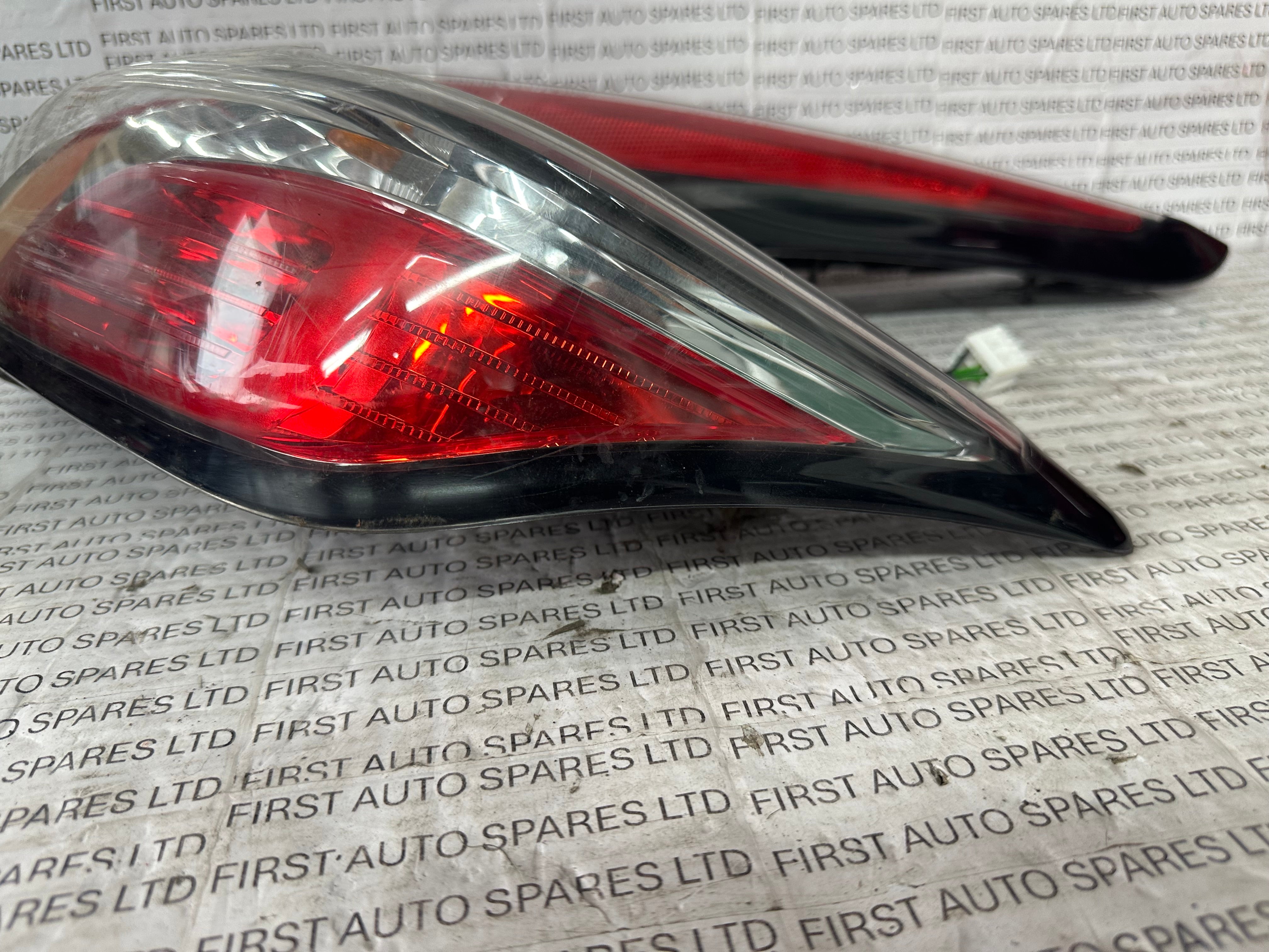 Nissan Juke MK1 F15 2016 Right Rear Tail Light (26550 BV80A RJK14)