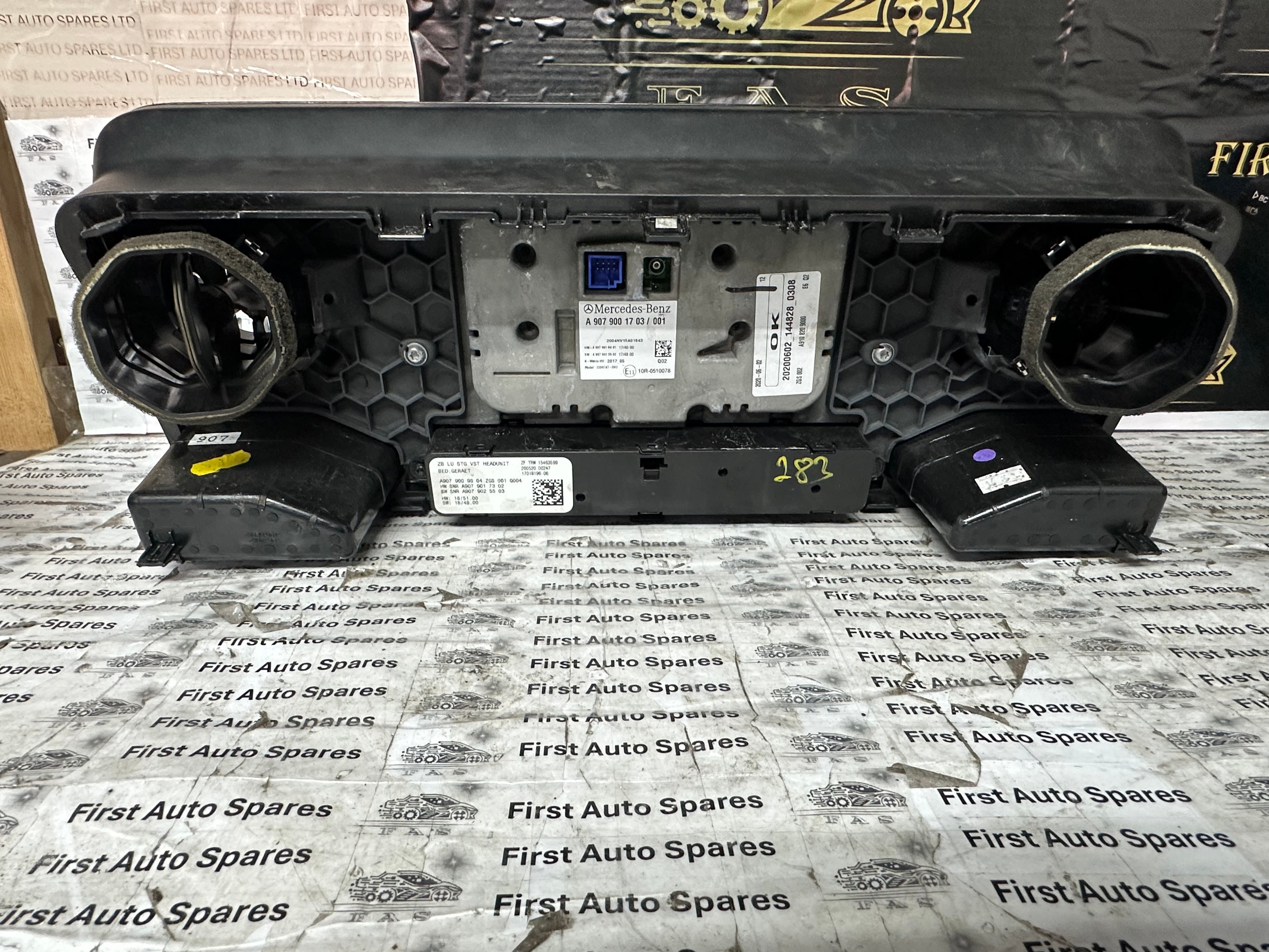 Mercedes Sprinter 907 2018-On Radio Display (A90790017) (A9108209000)