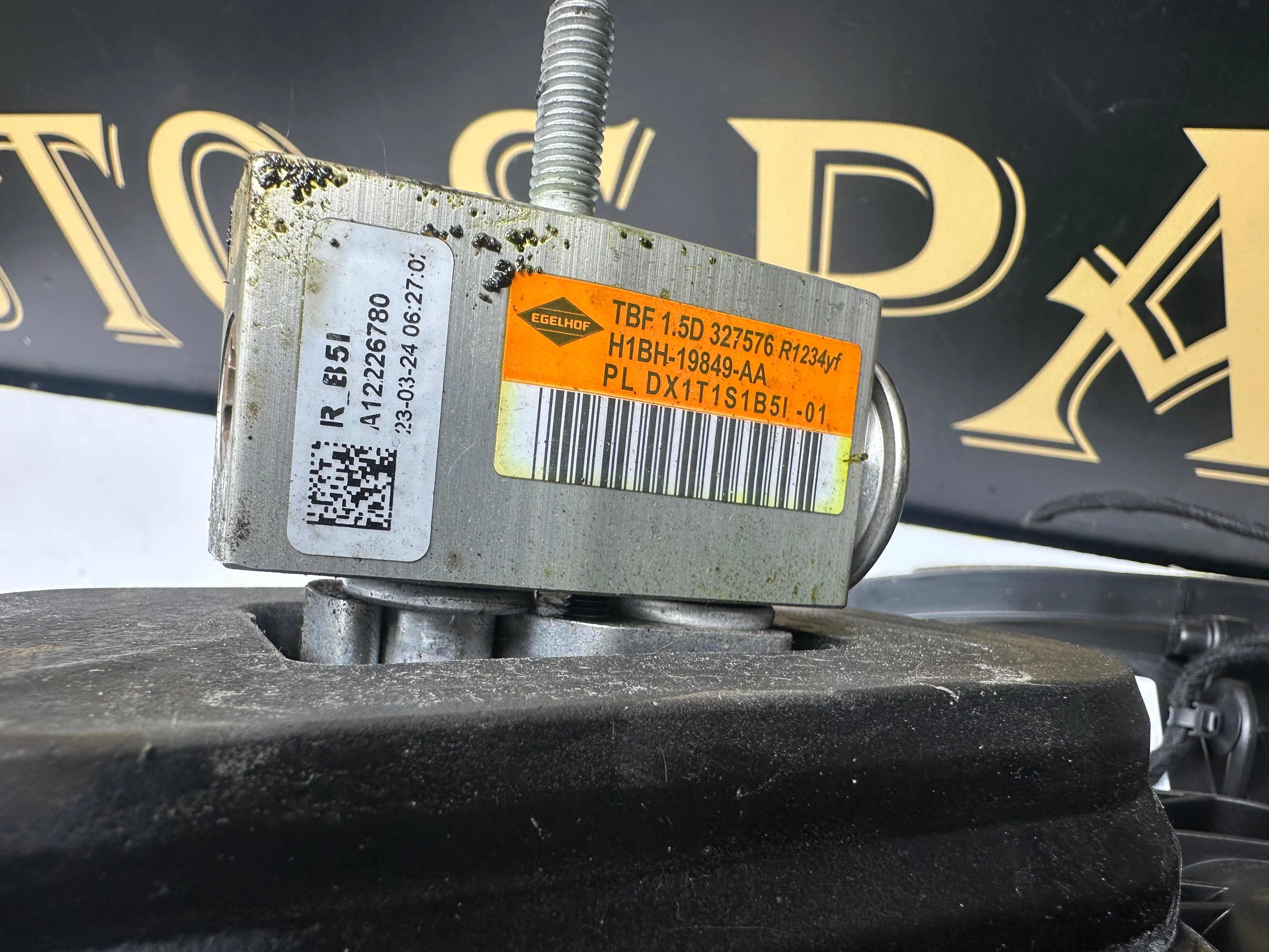 Ford 2021 Heater Matrix / Radiator / Core With A/C (H1BH-19B555-DG)